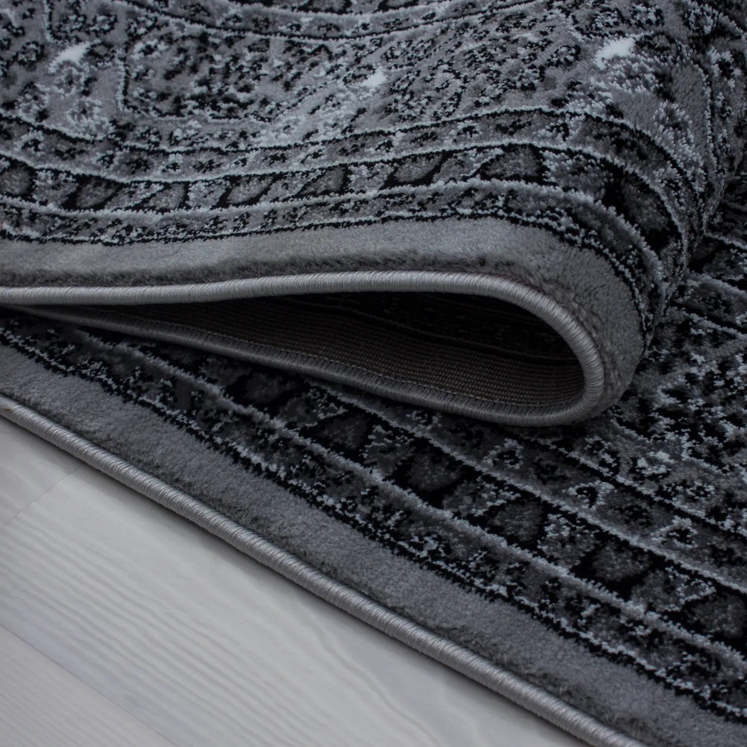 Product fold detail
