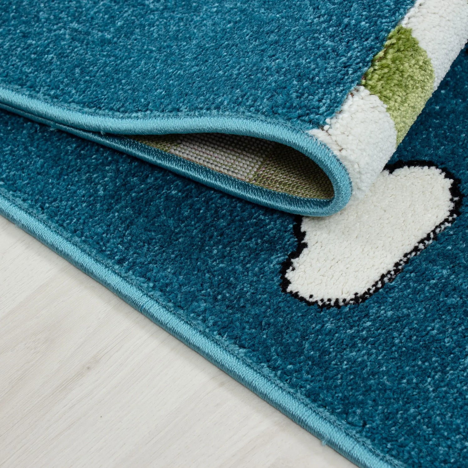 Product fold detail