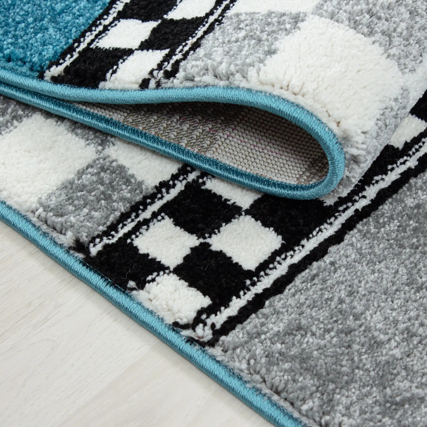 Product fold detail
