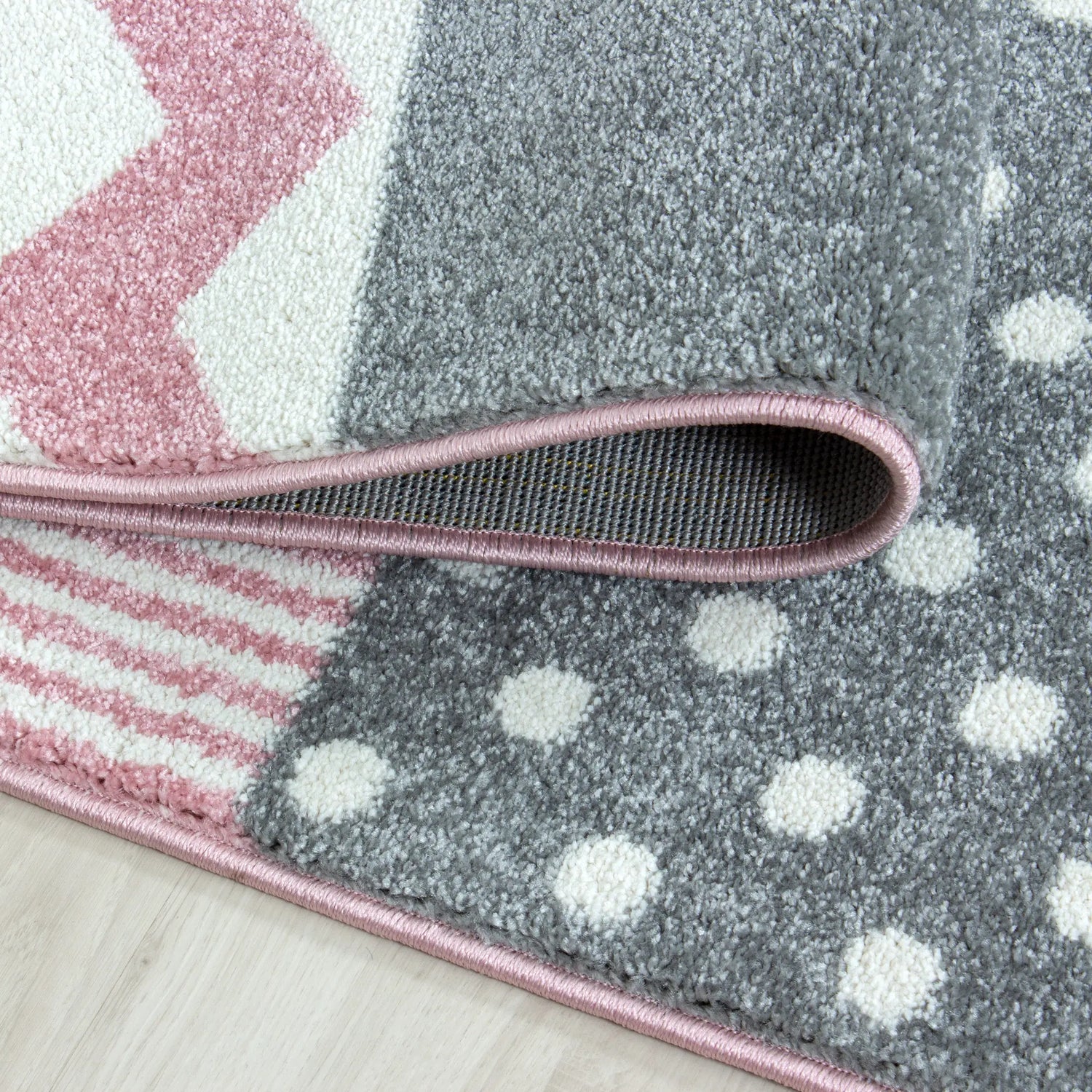 Product fold detail