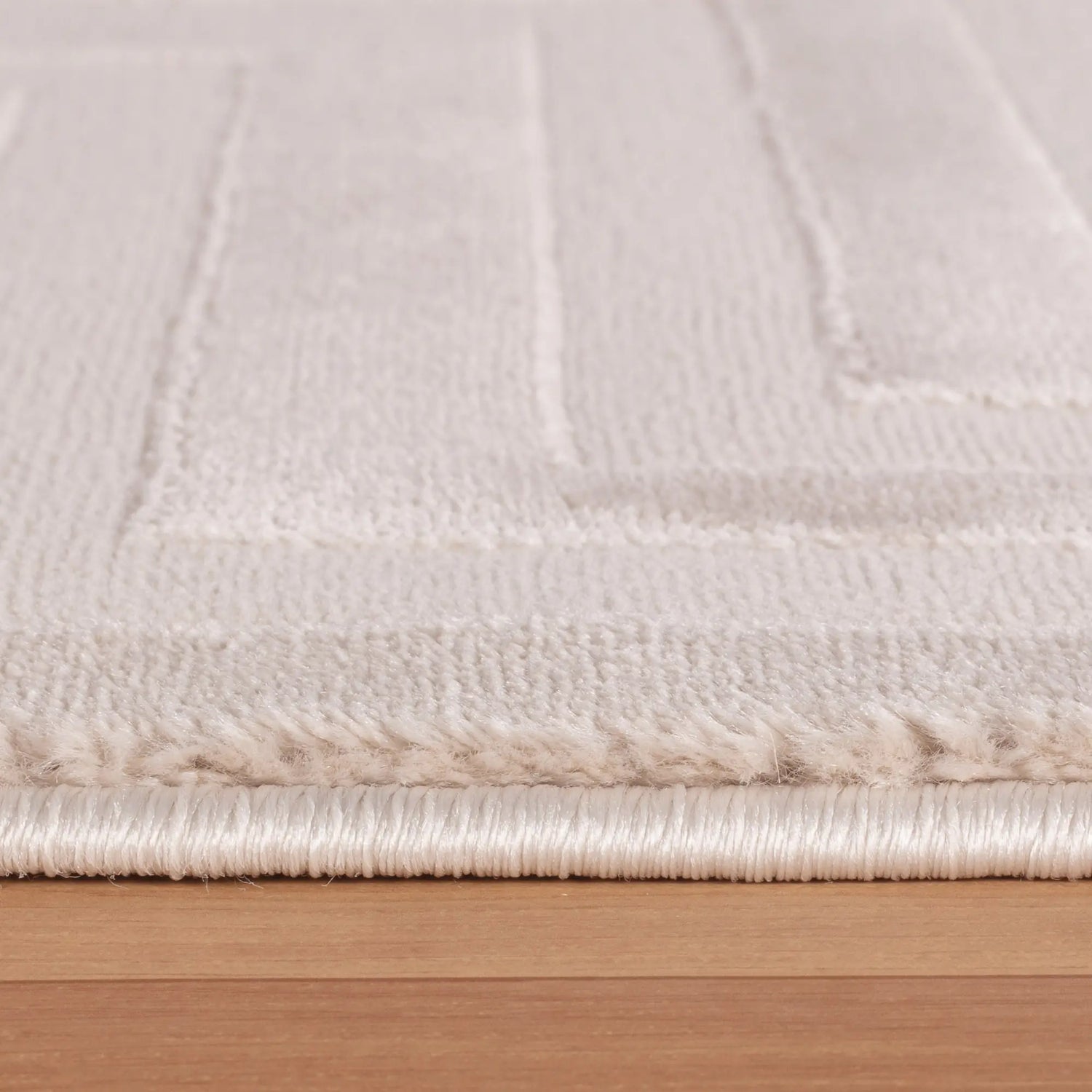 Product edge detail