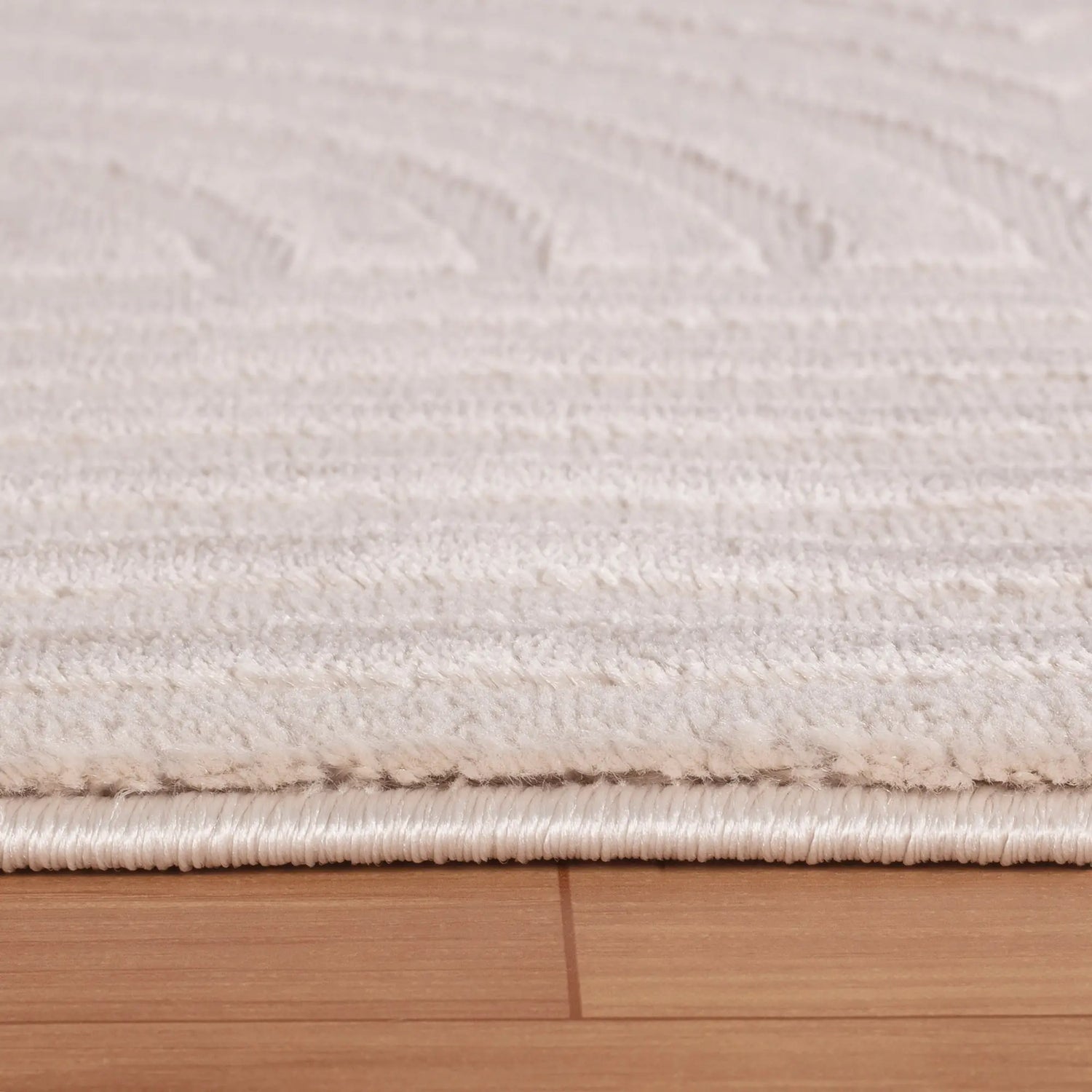 Product edge detail