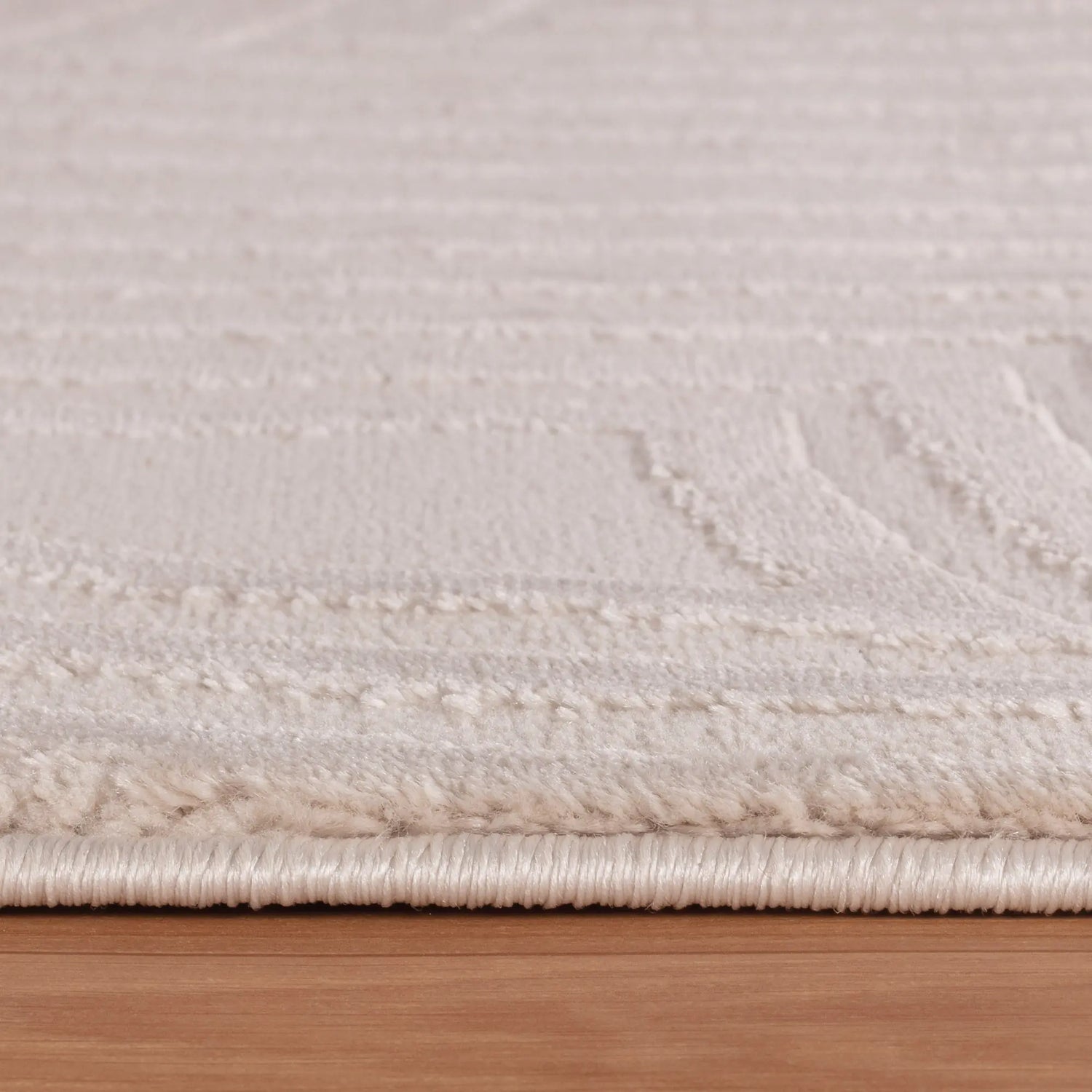 Product edge detail