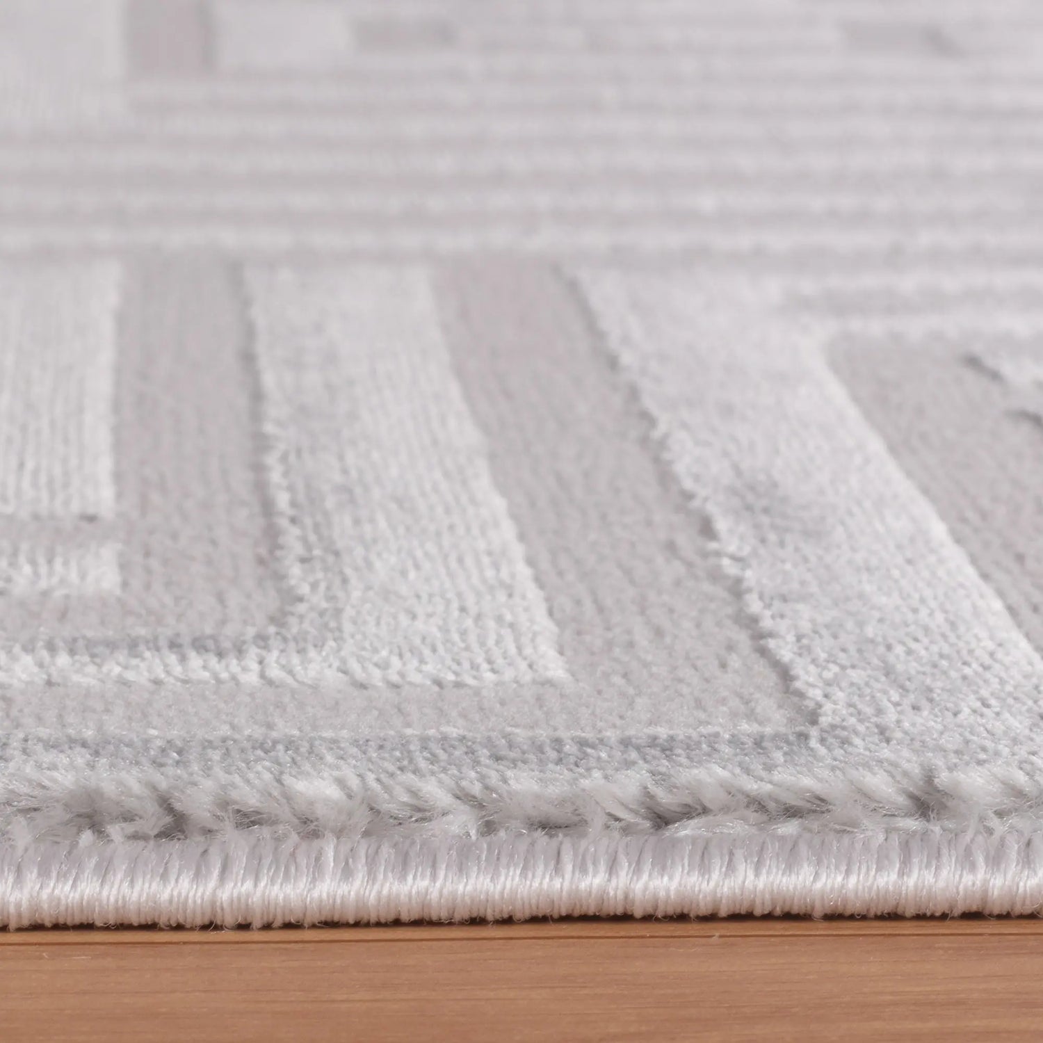 Product edge detail