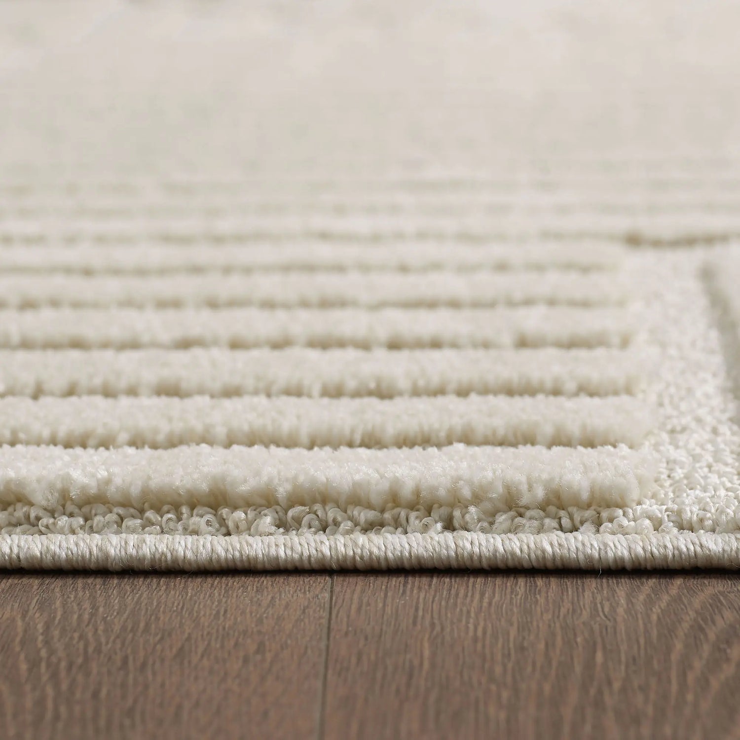 Product edge detail