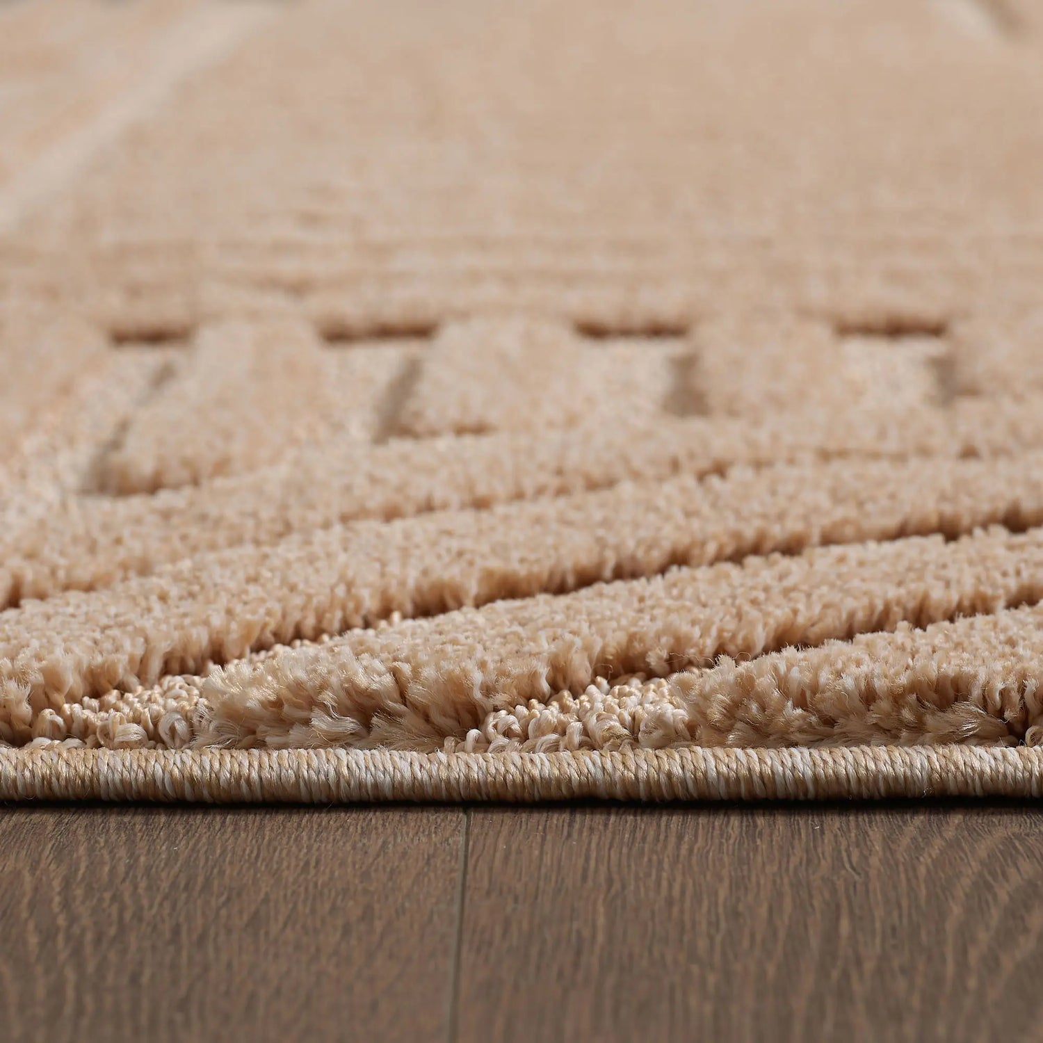 Product edge detail