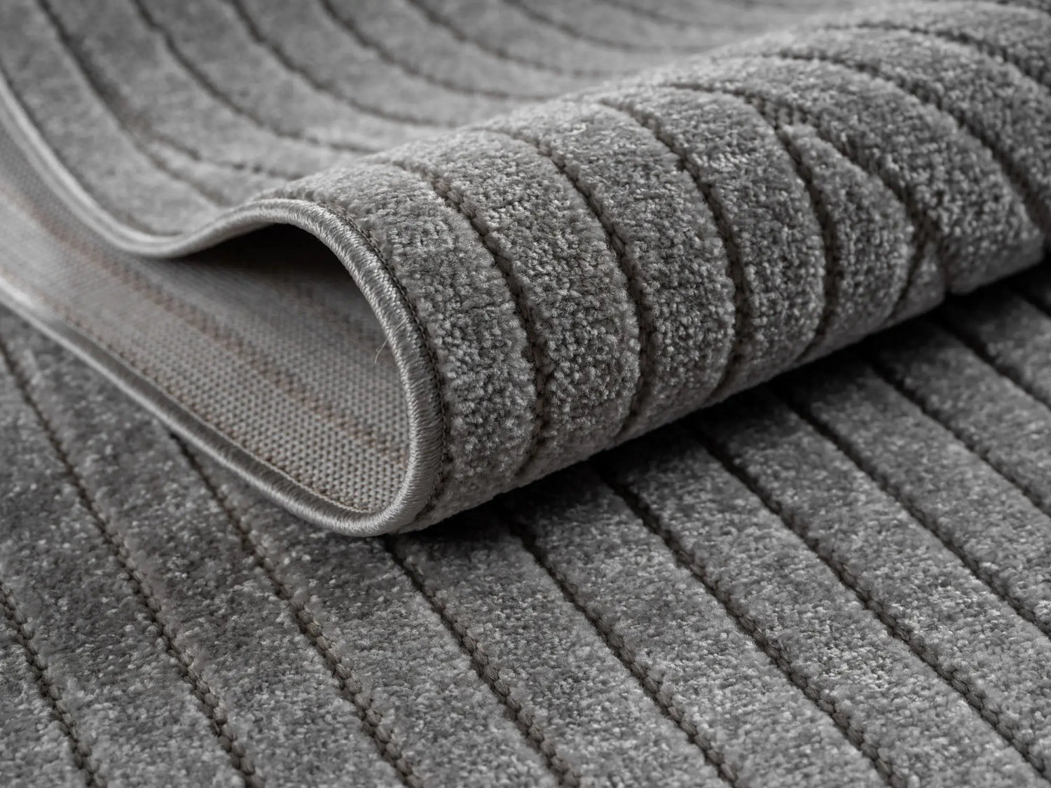 Product fold detail