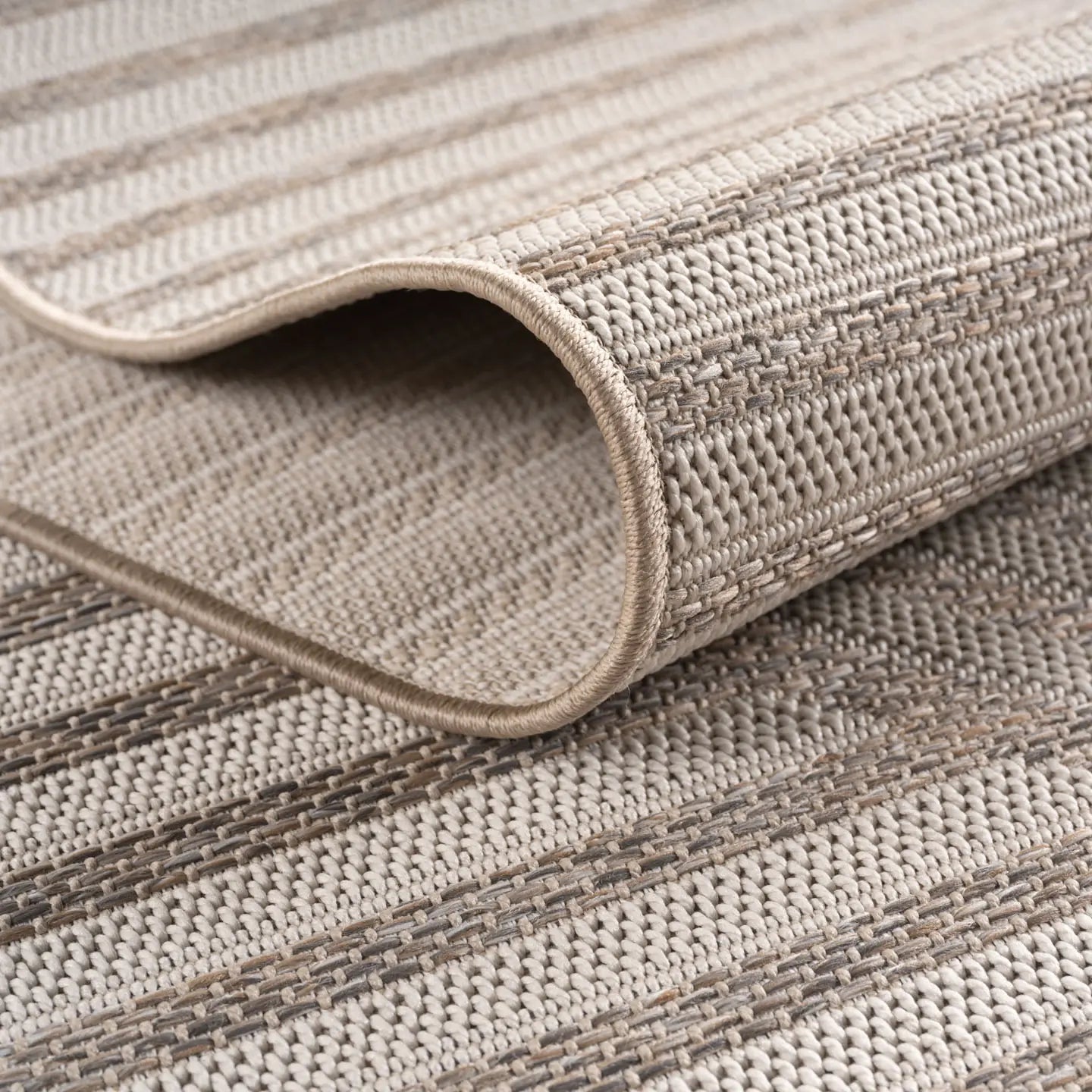 Product fold detail