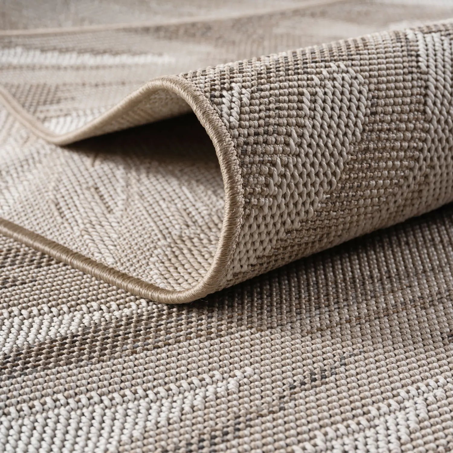 Product fold detail
