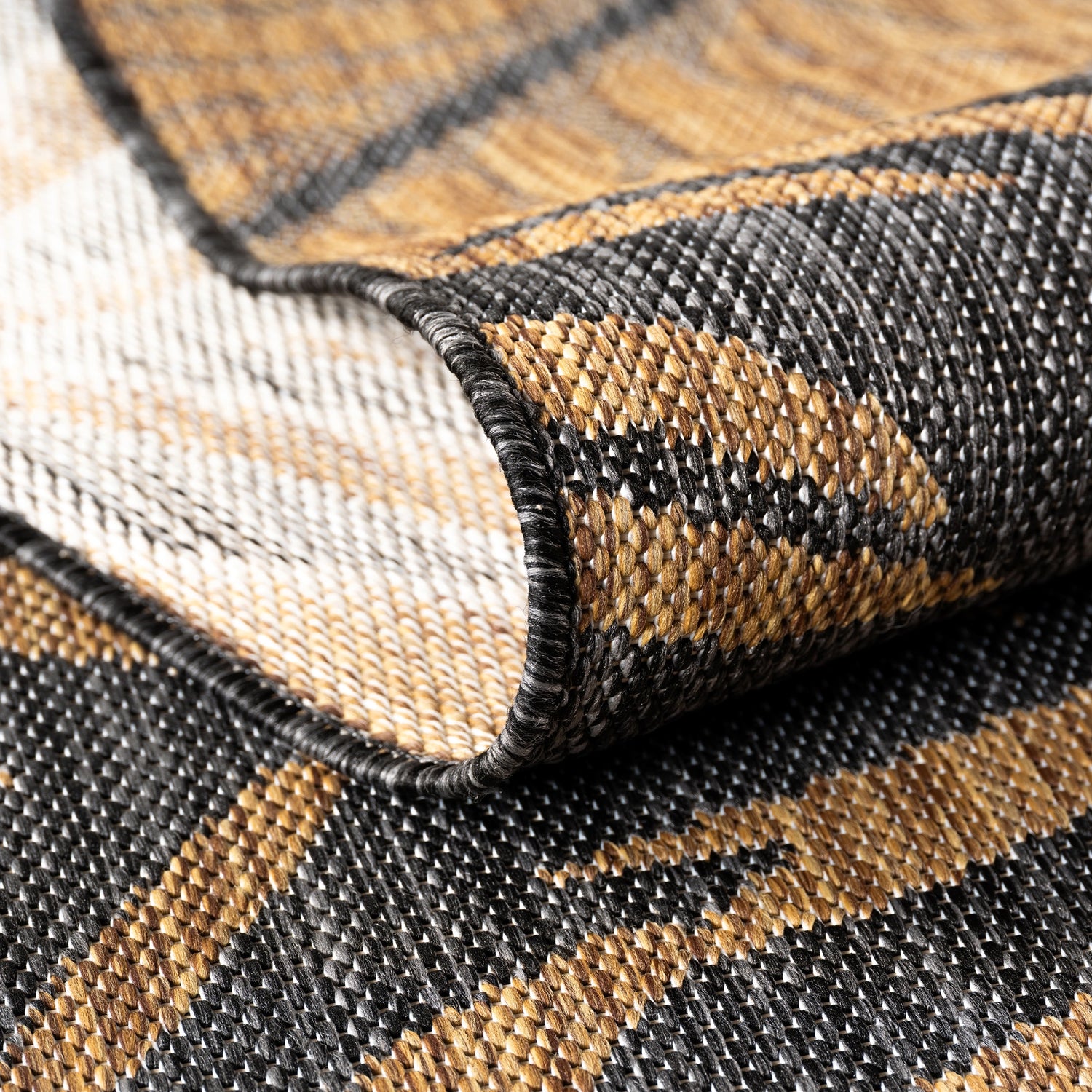 MIRA1451BLACK-R 03 Detail — Rond Buitenkleed - Mira Bladeren Zwart