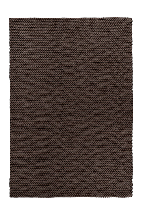 {{ product.title }}