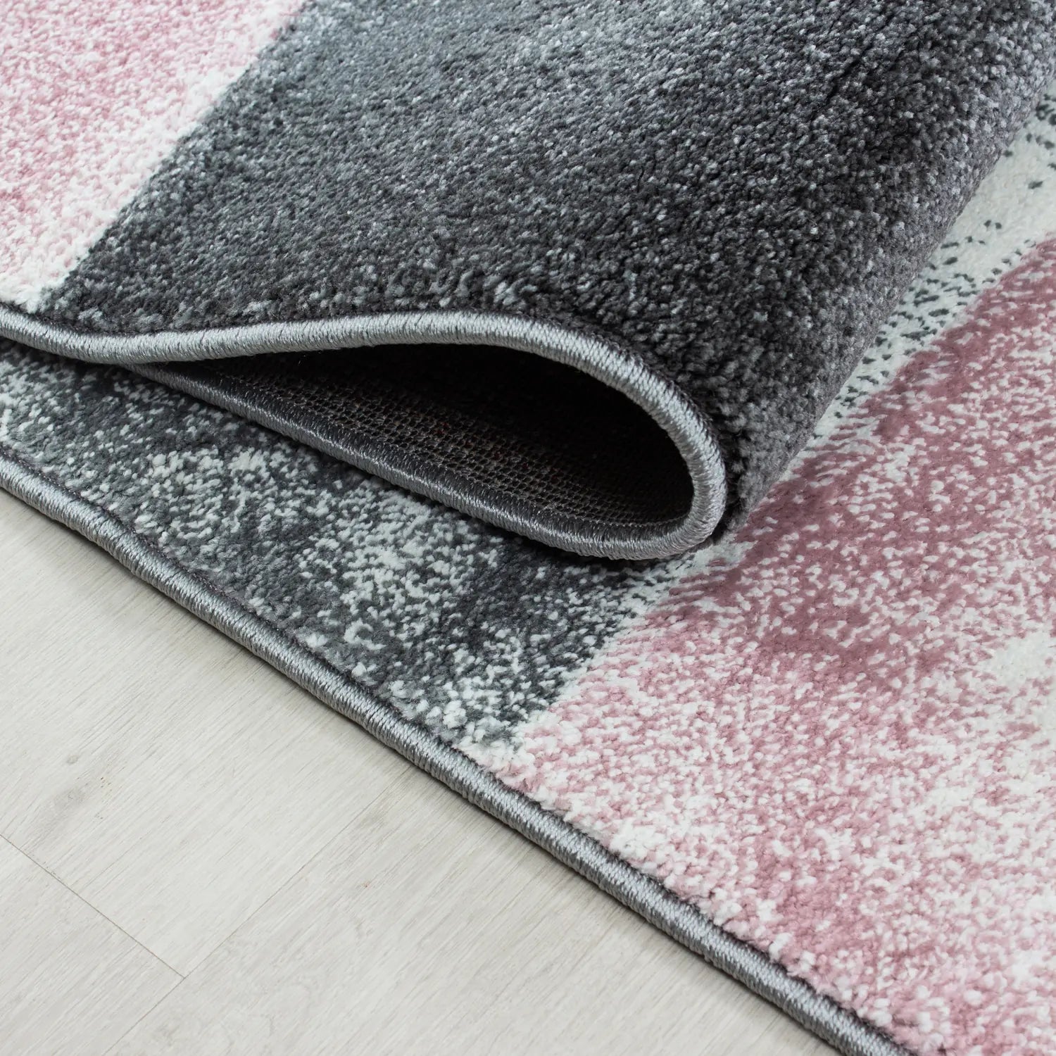 Product fold detail
