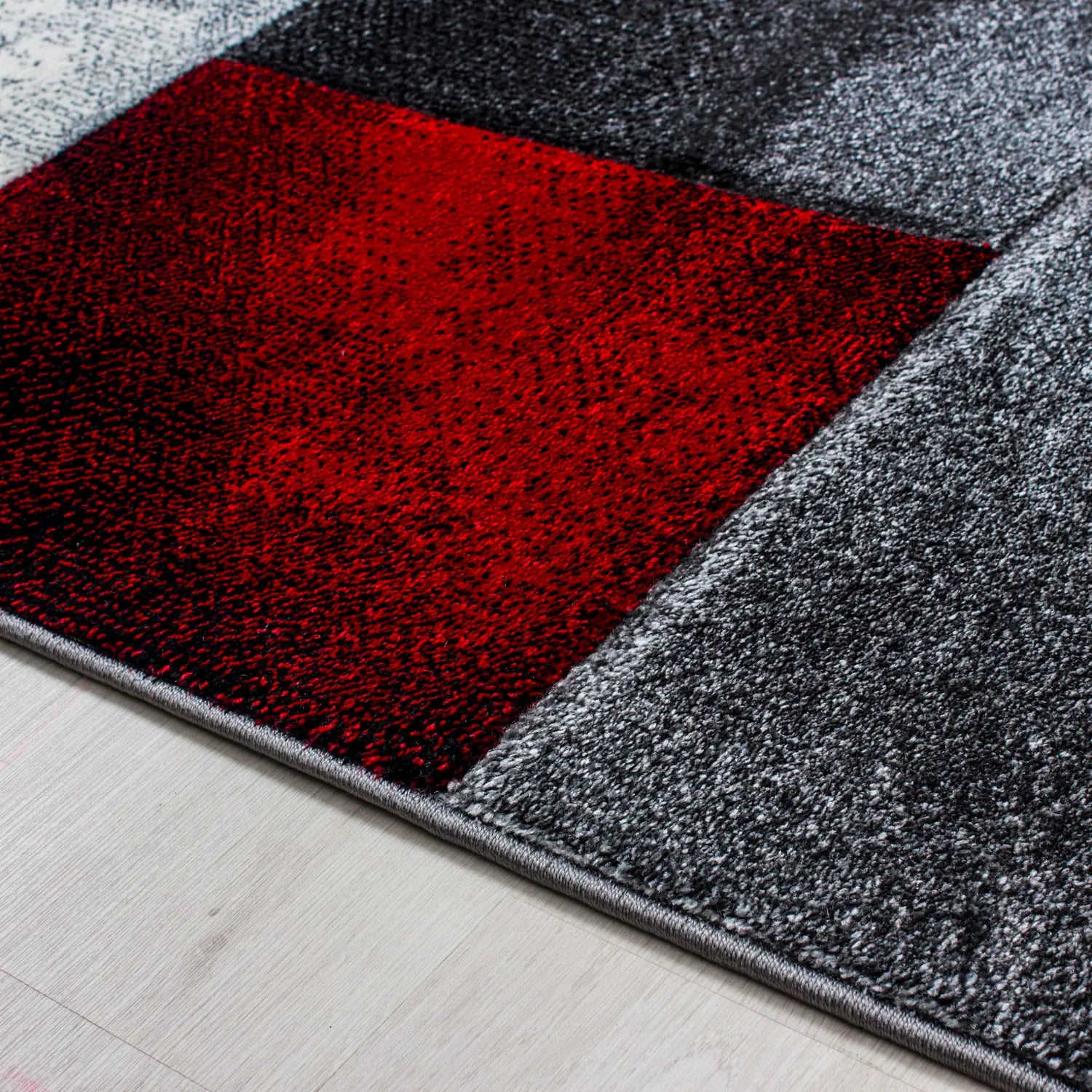 Product edge detail