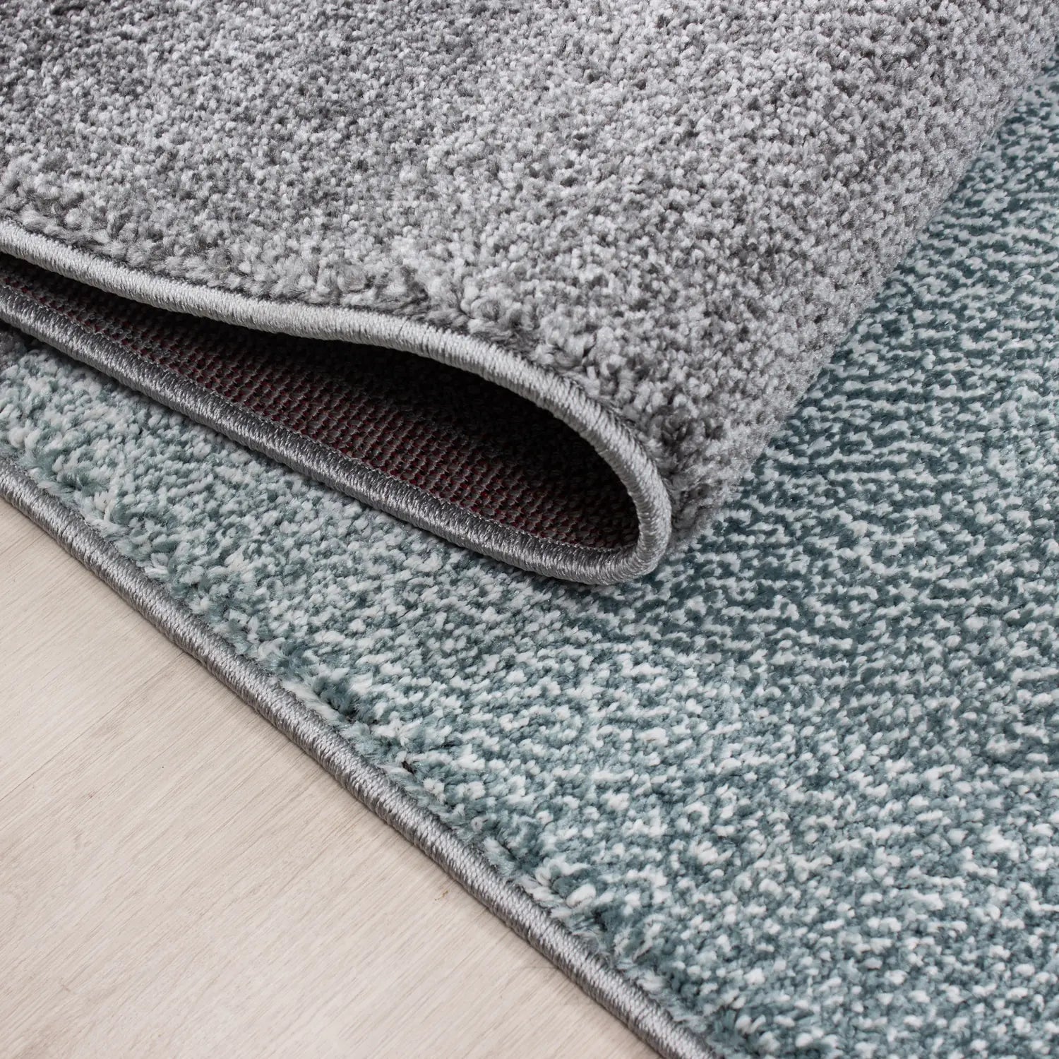 Product fold detail