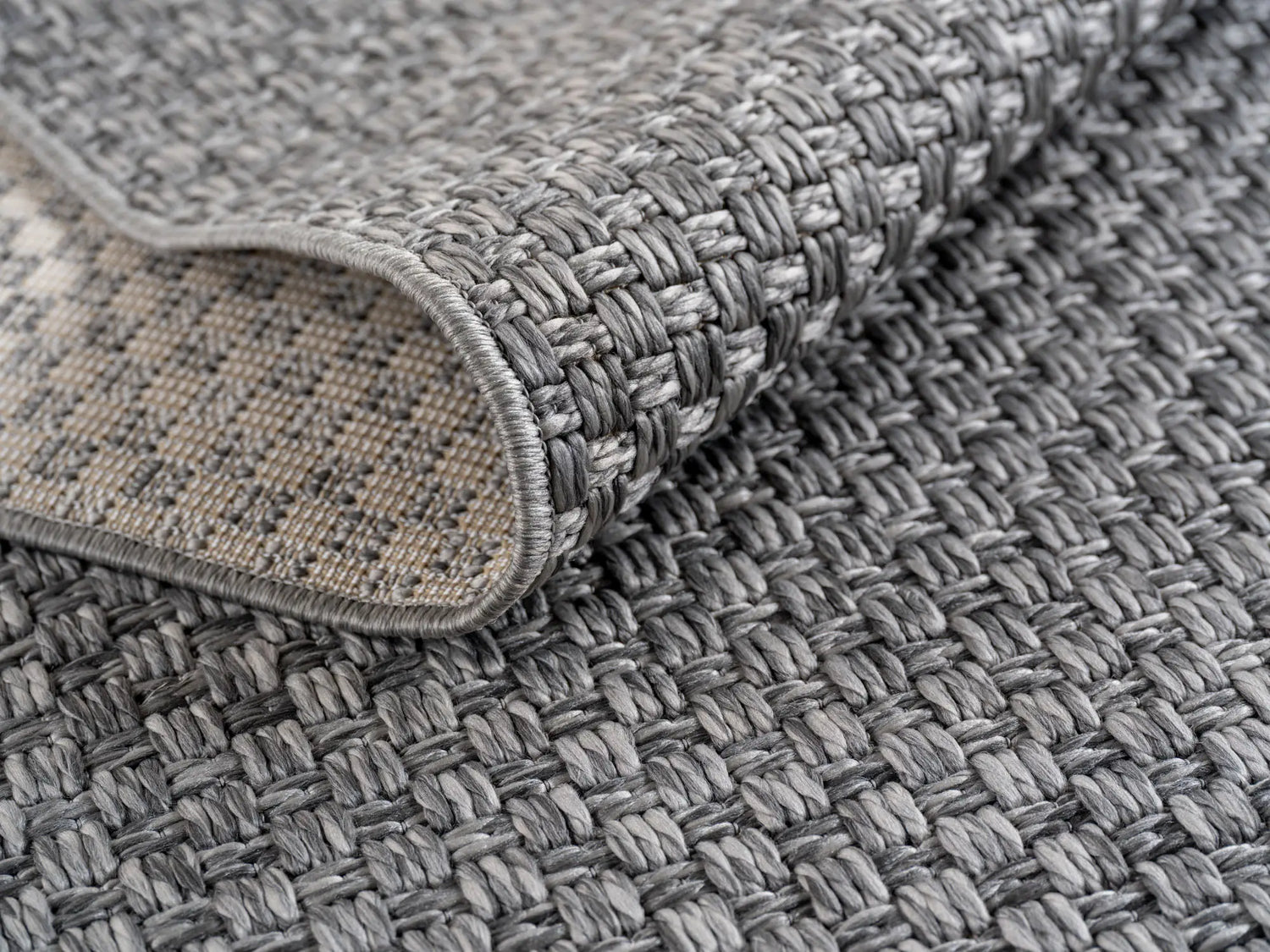 Product fold detail