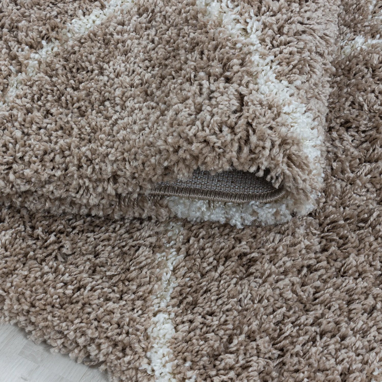 Product fold detail