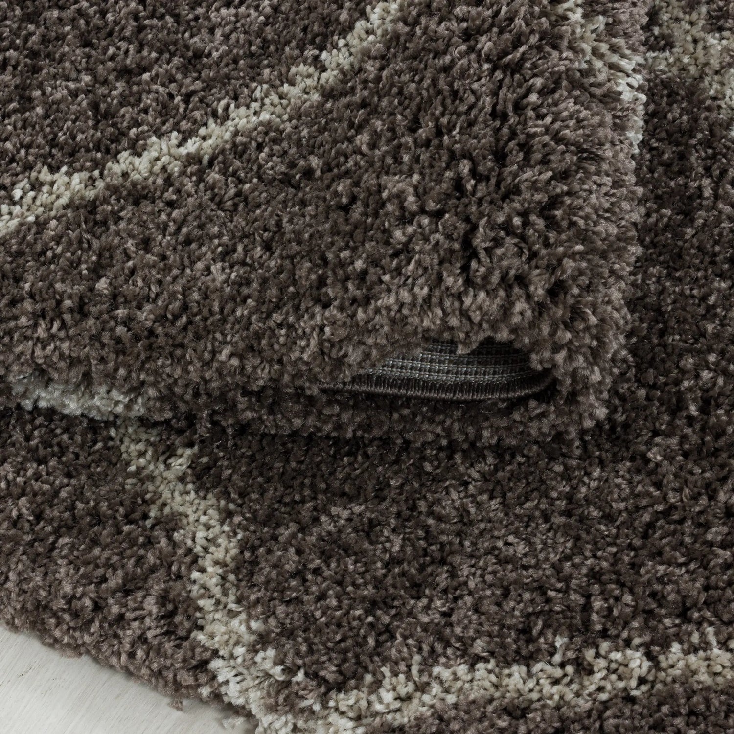 Product fold detail