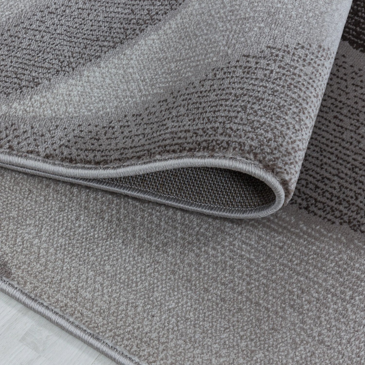 Product fold detail