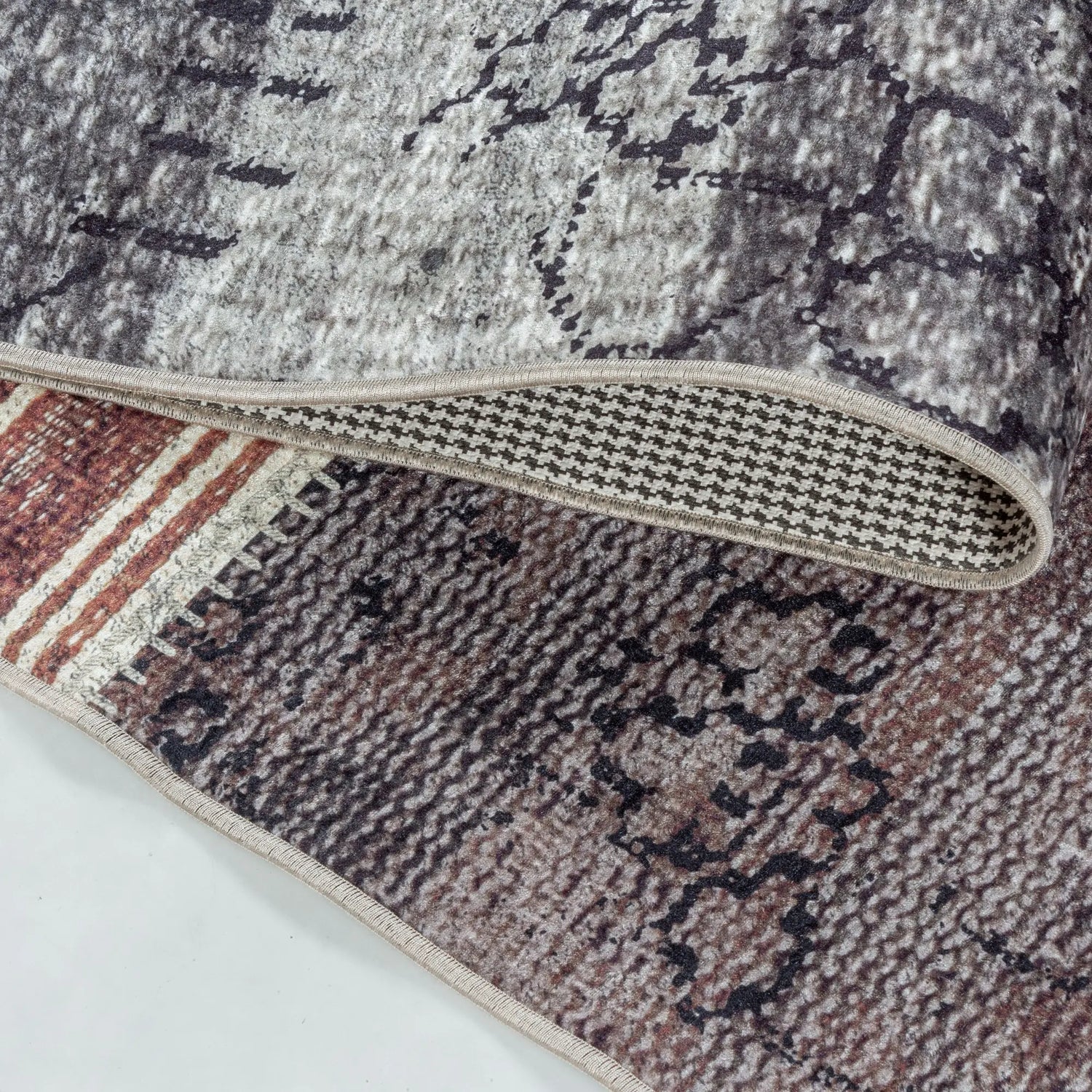 Product fold detail