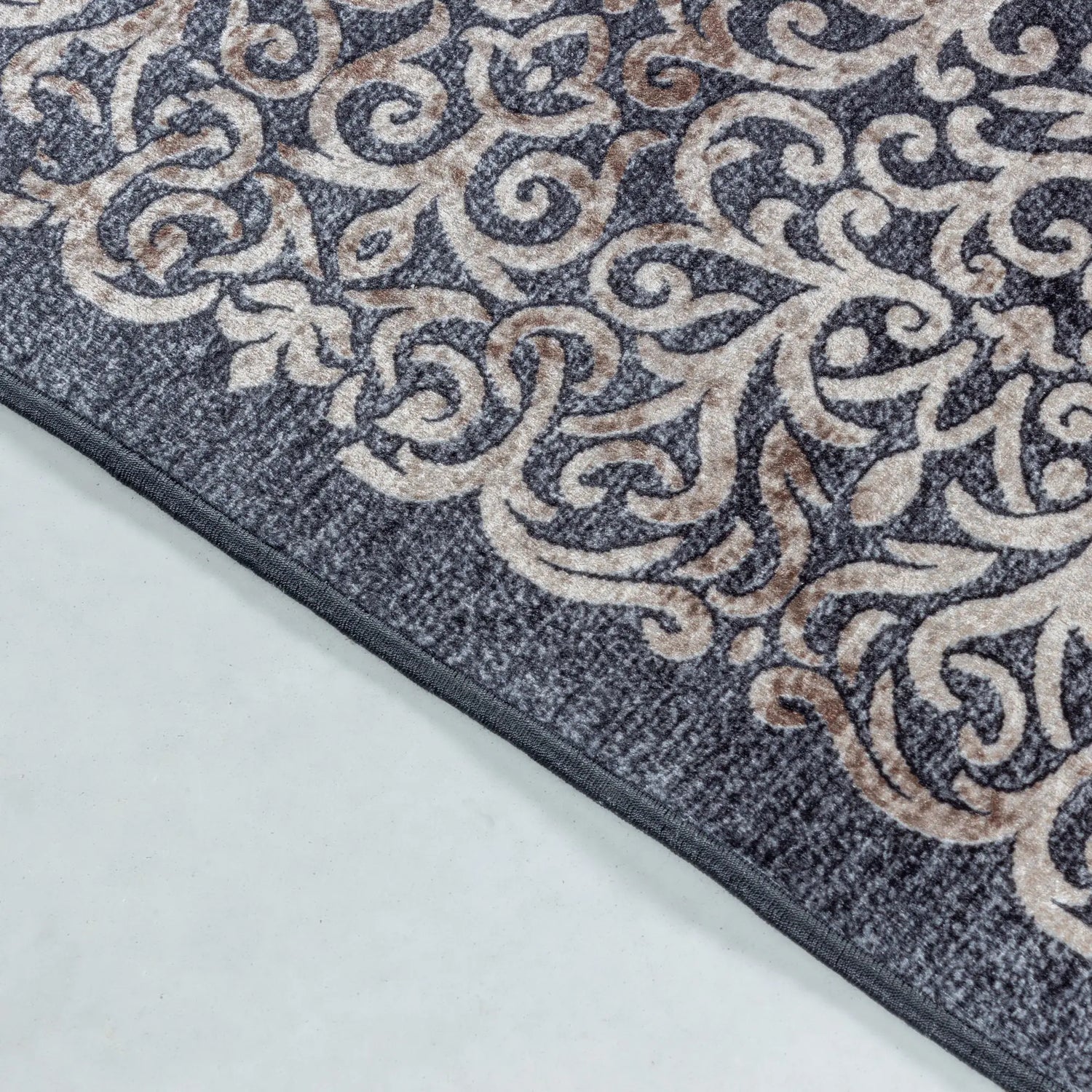 Product edge detail