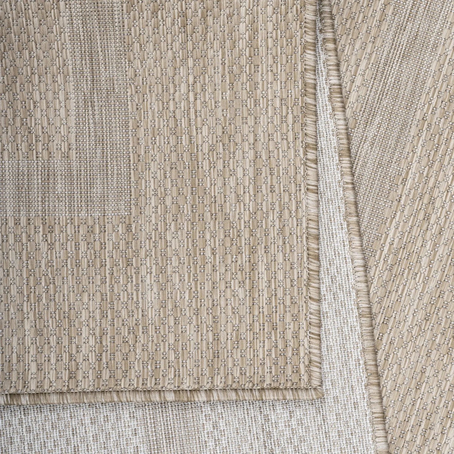 Product edge detail