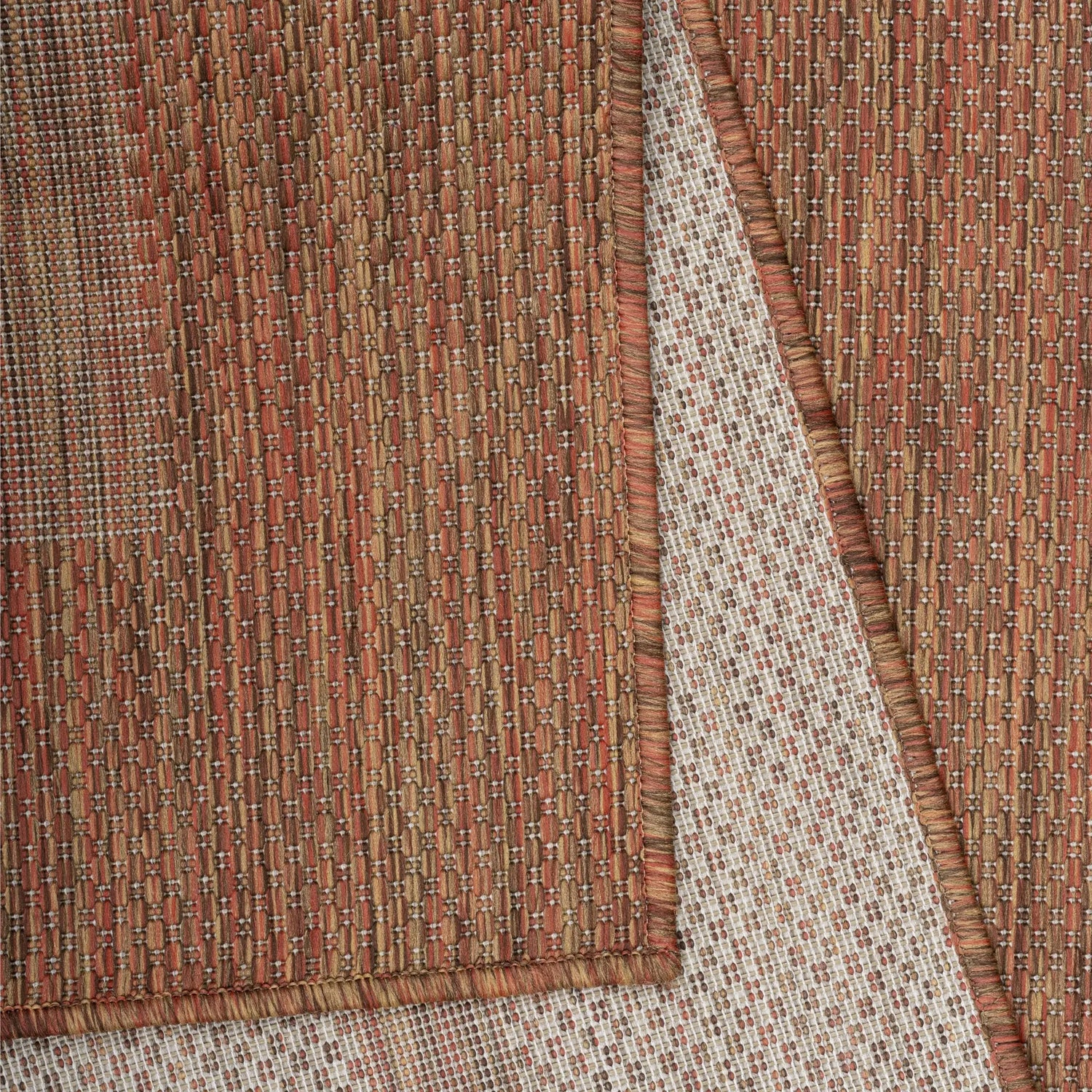 Product edge detail