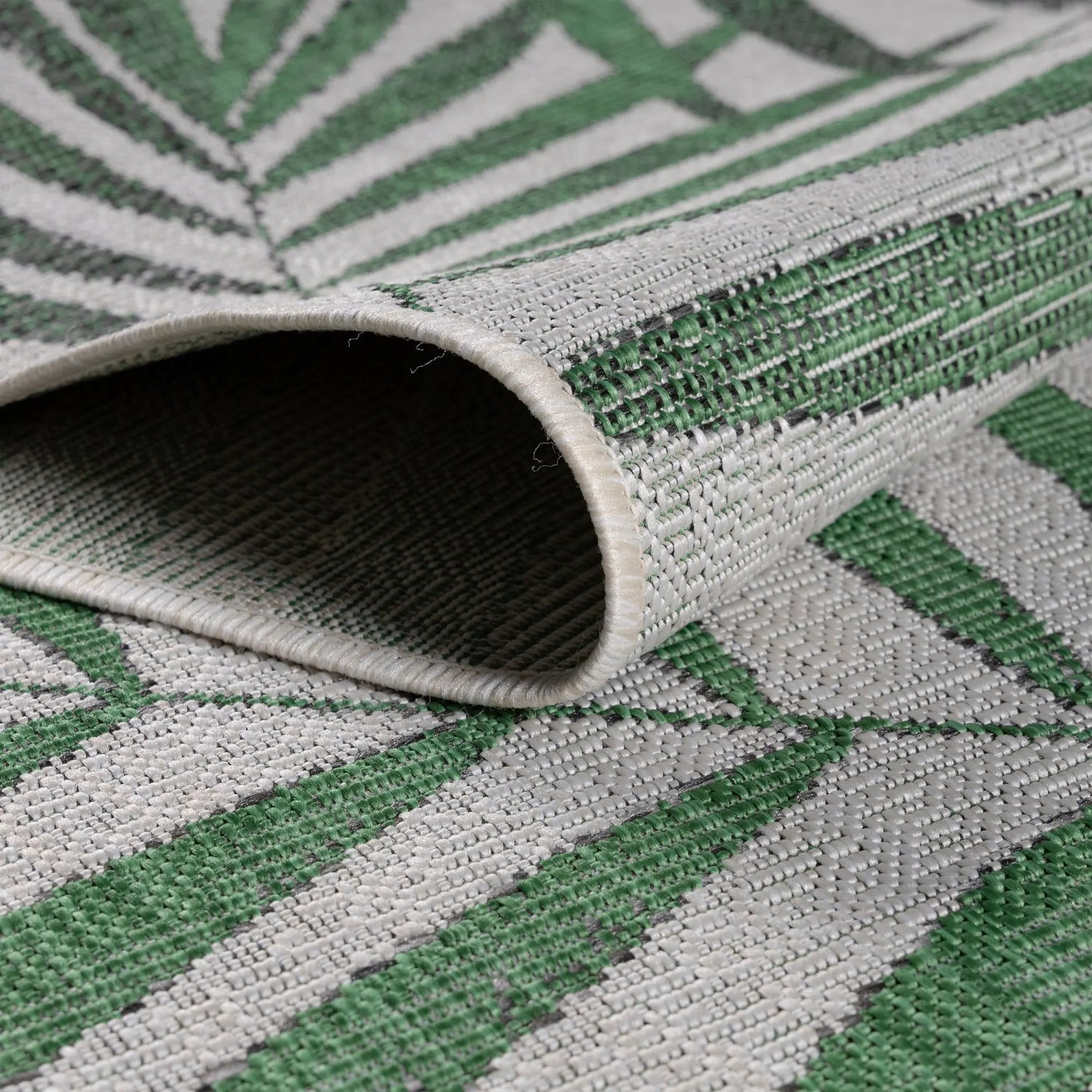 Product fold detail