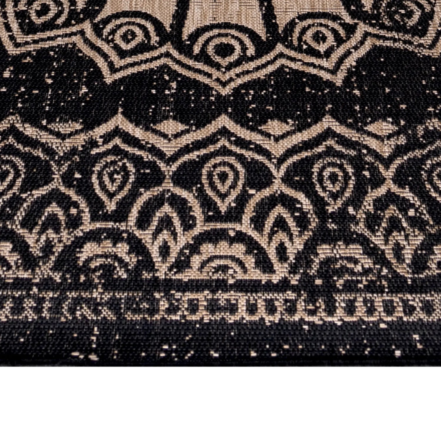 Product edge detail