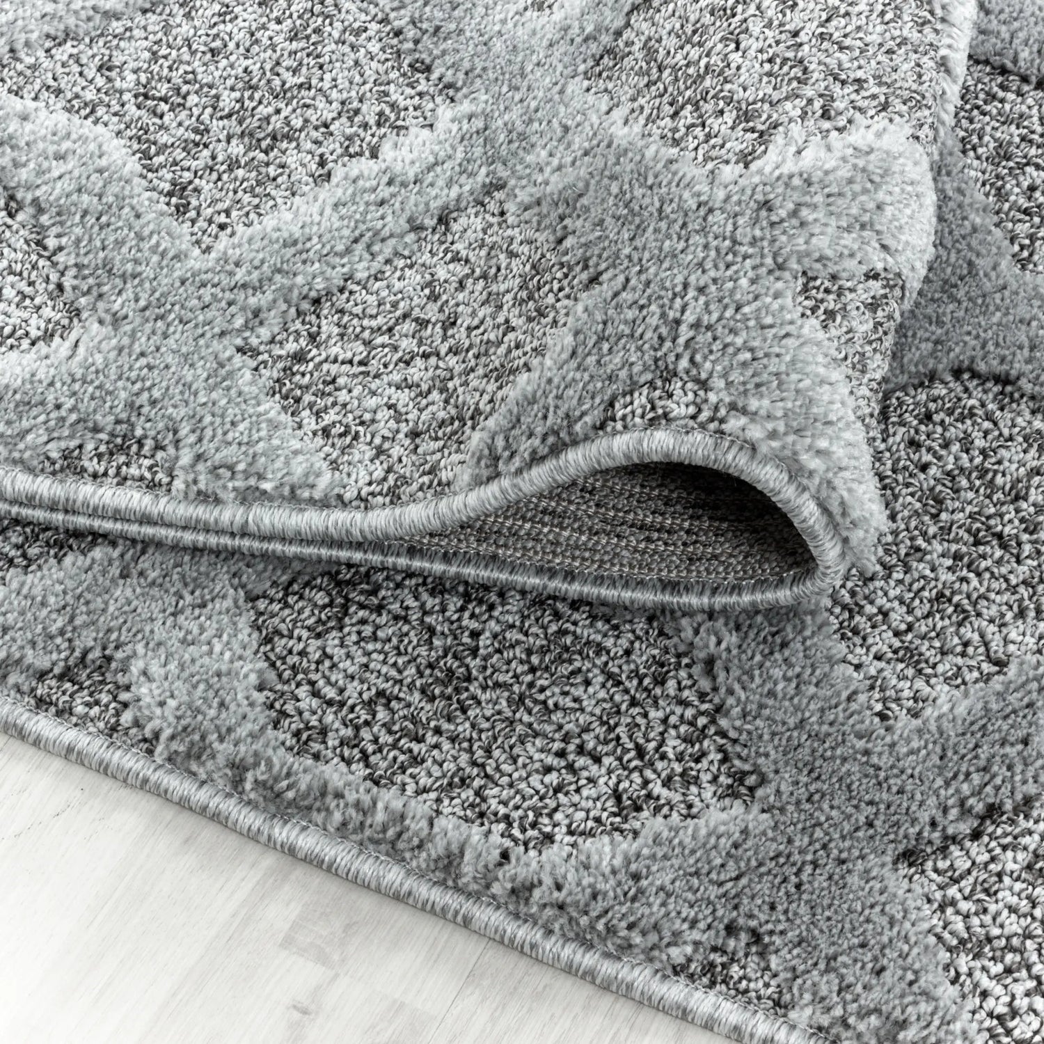 Product fold detail
