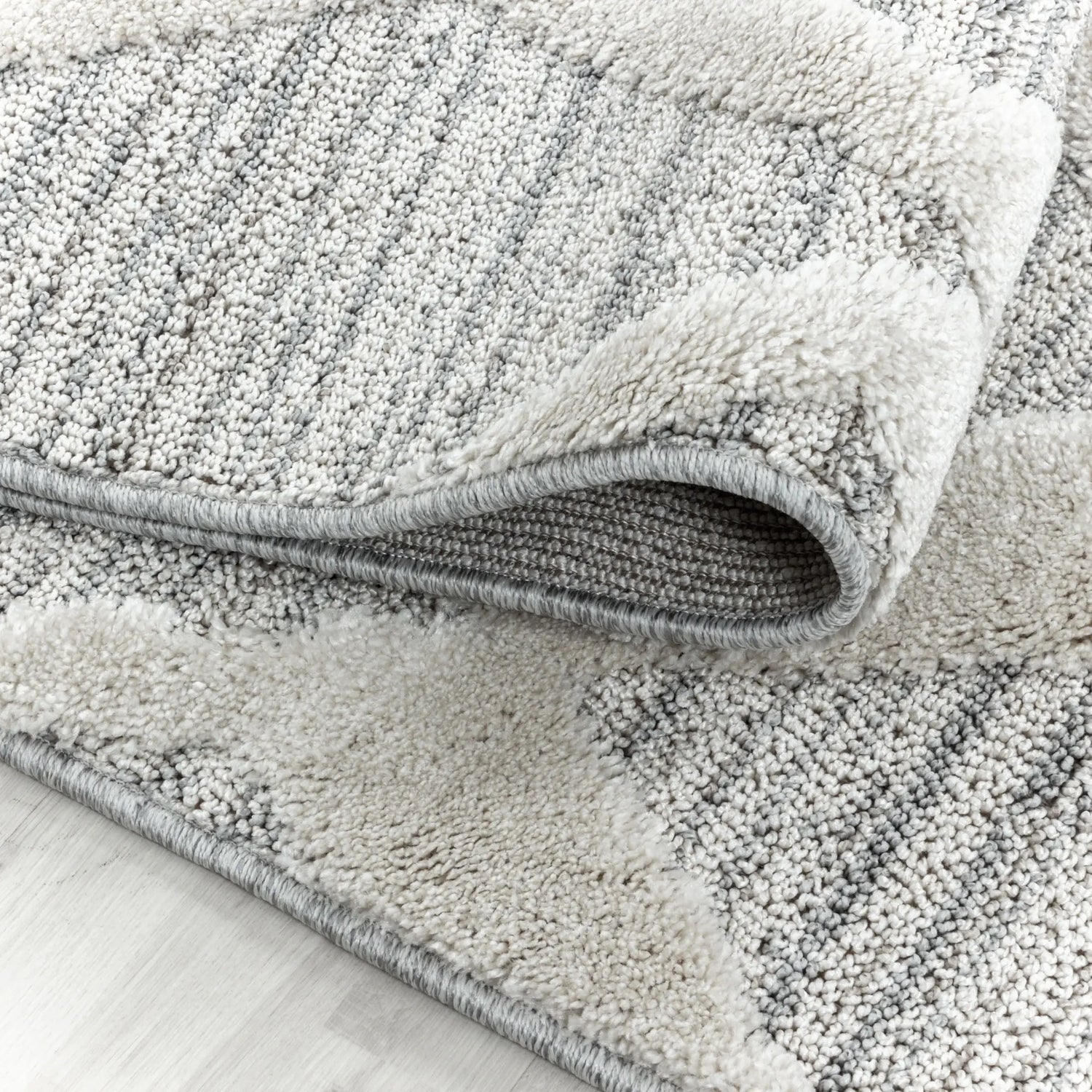 Product fold detail
