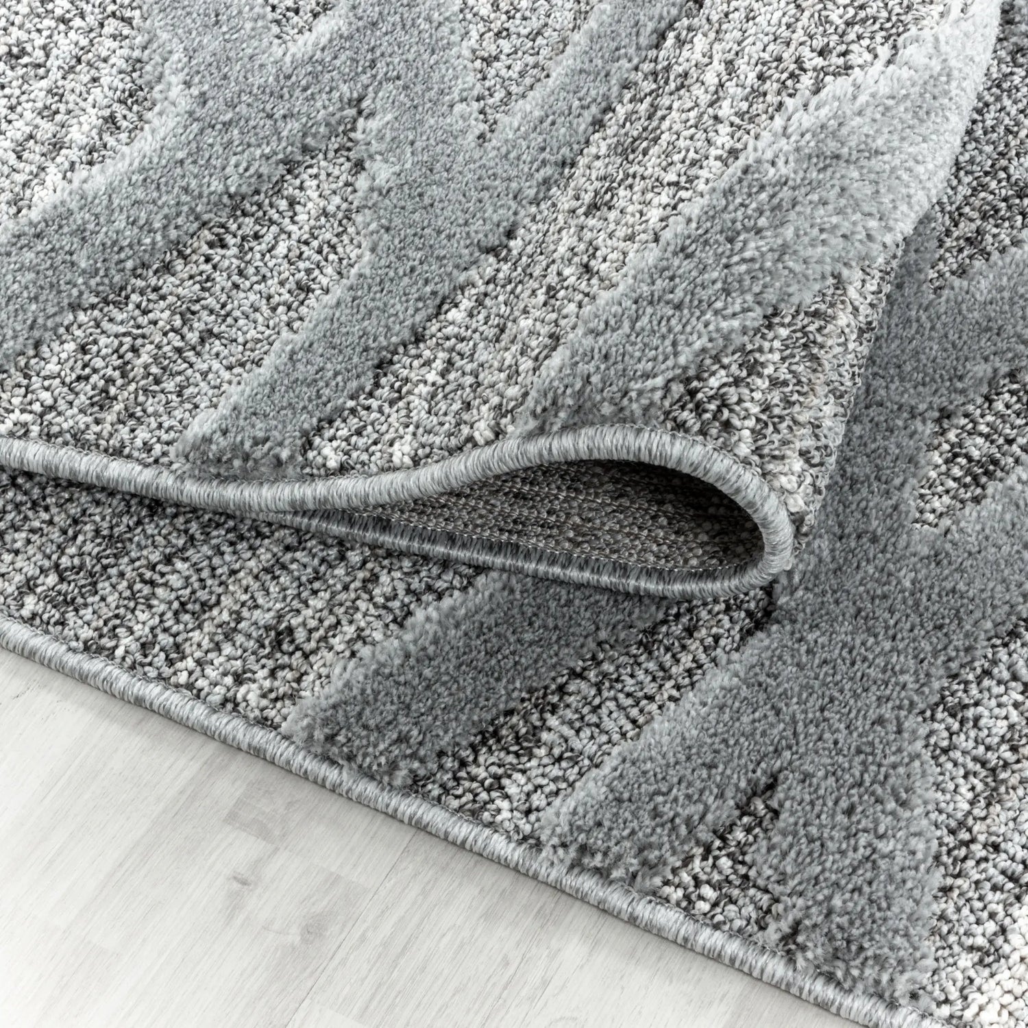 Product fold detail