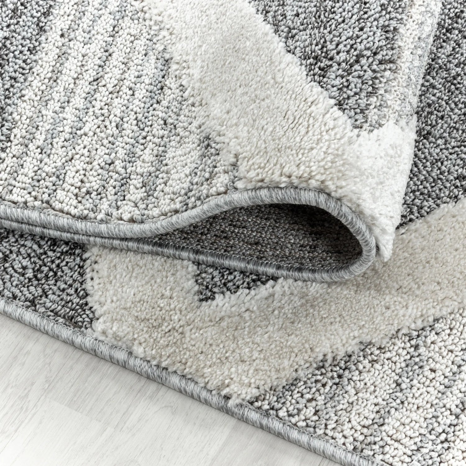 Product fold detail