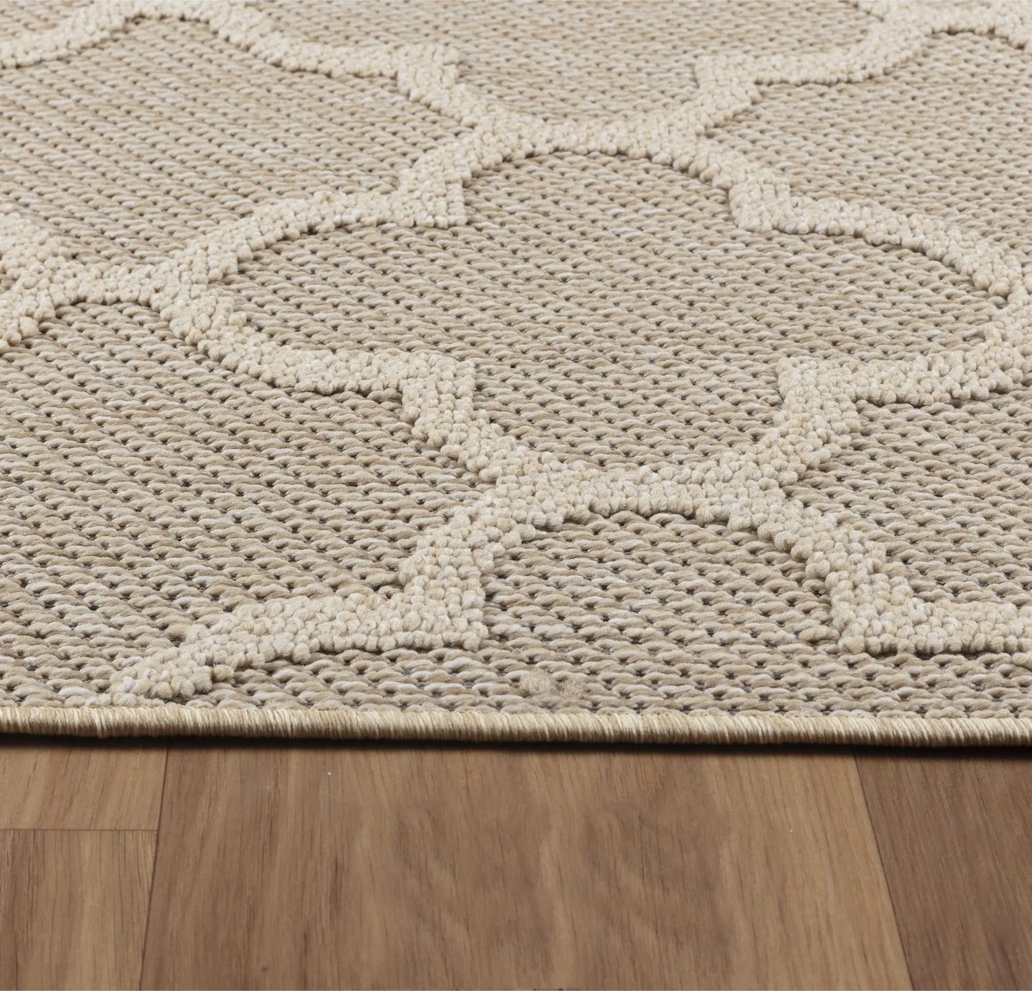 Product edge detail