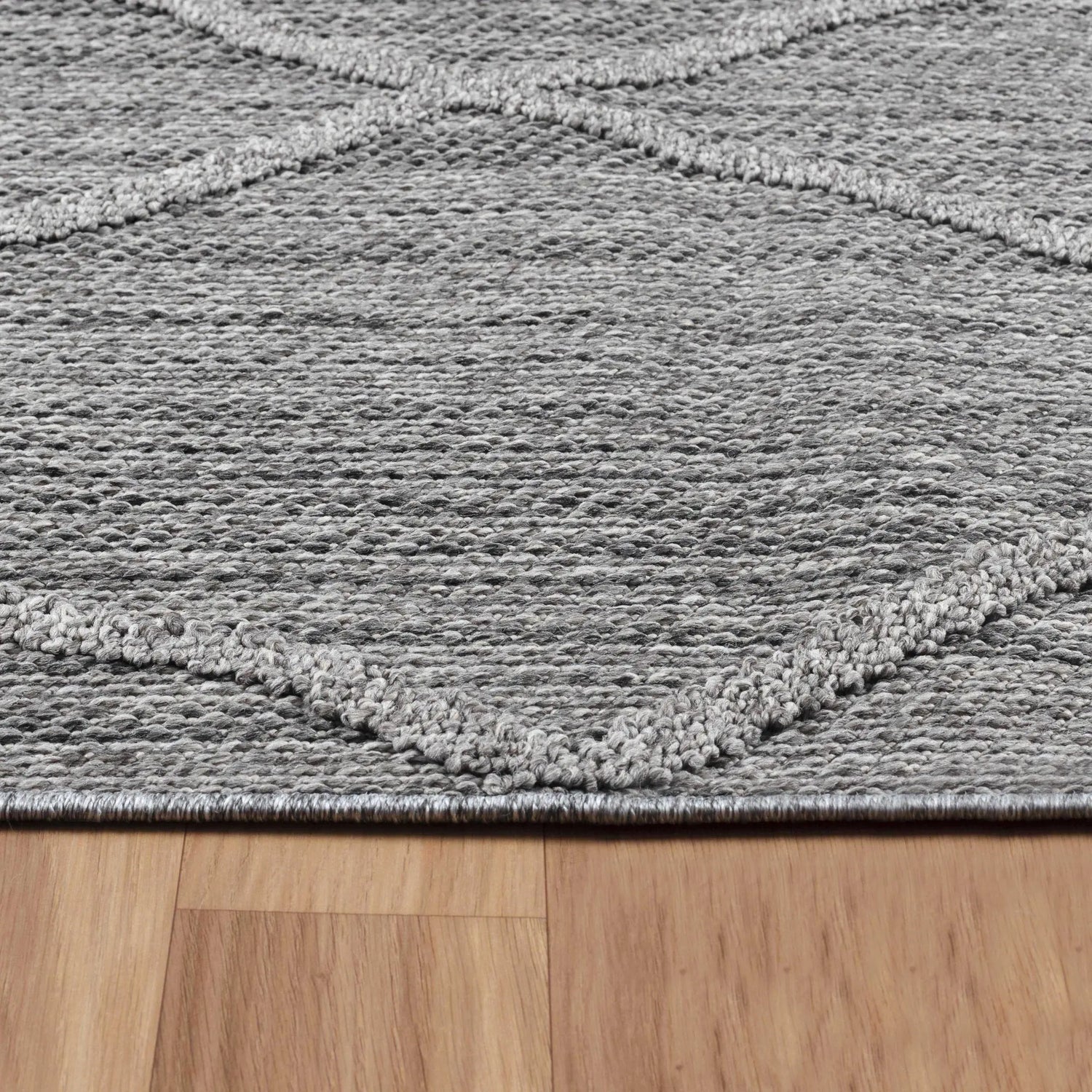 Product edge detail