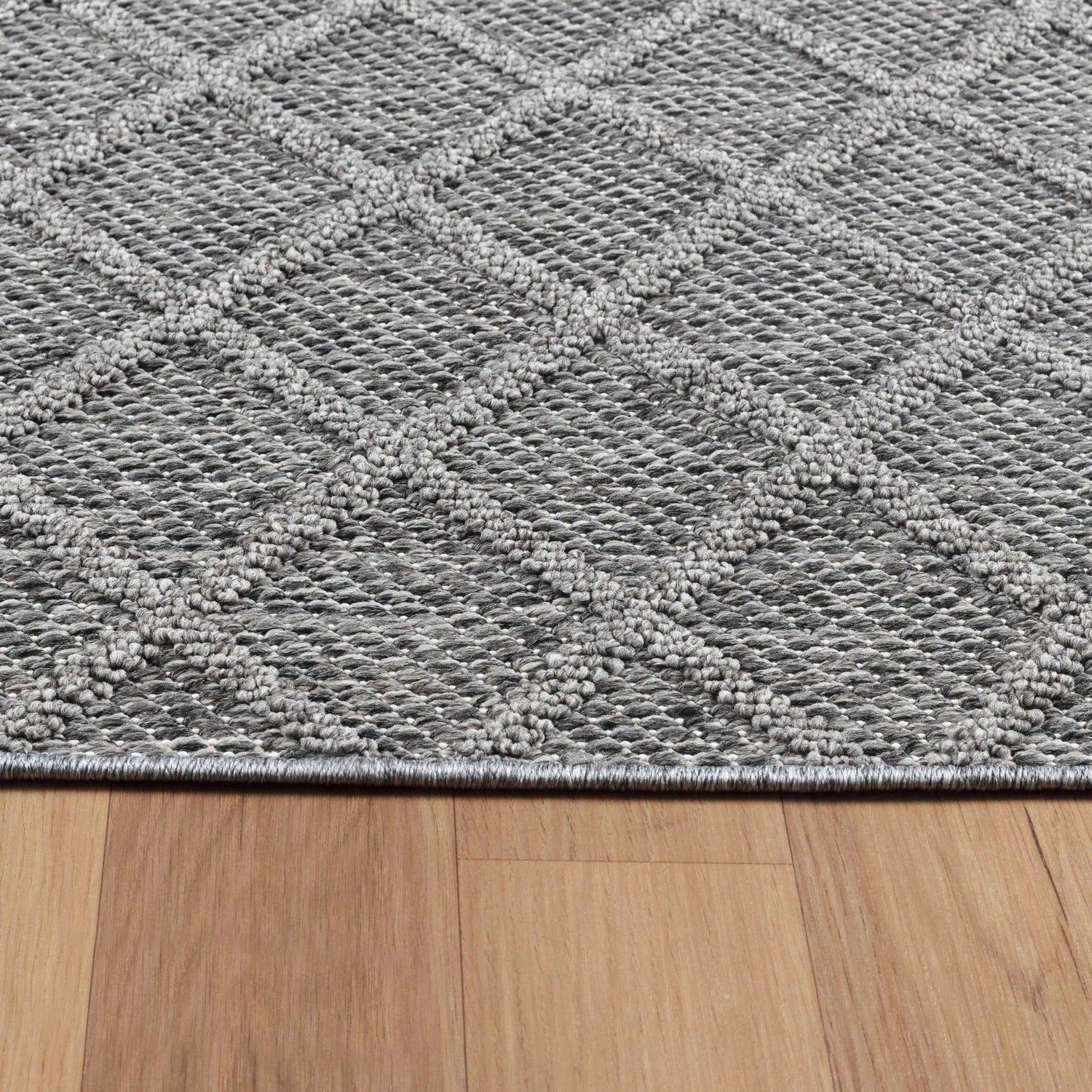 Product edge detail