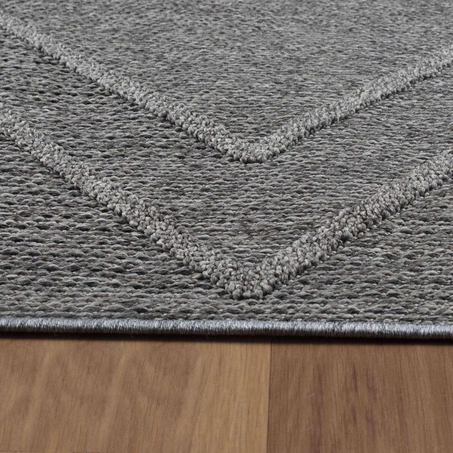 Product edge detail