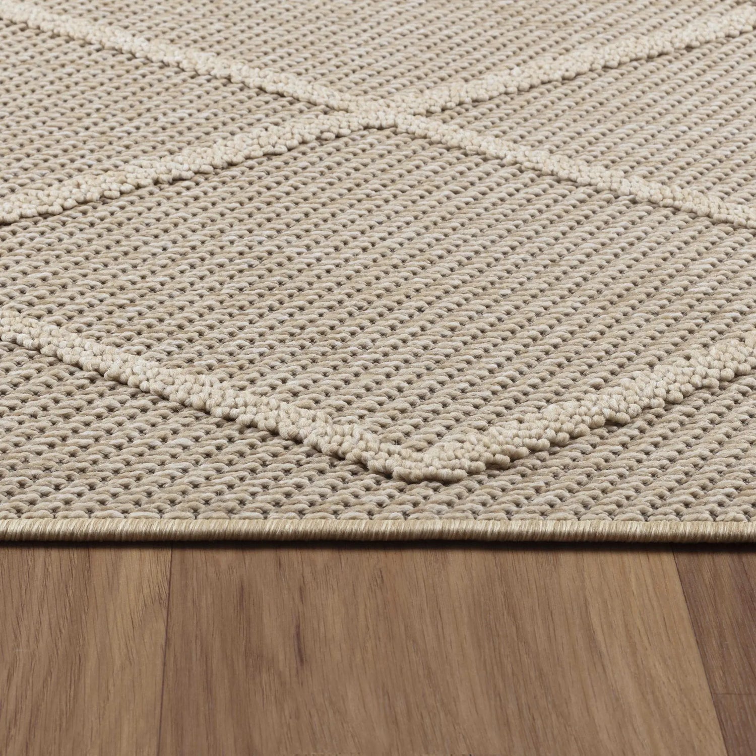 Product edge detail