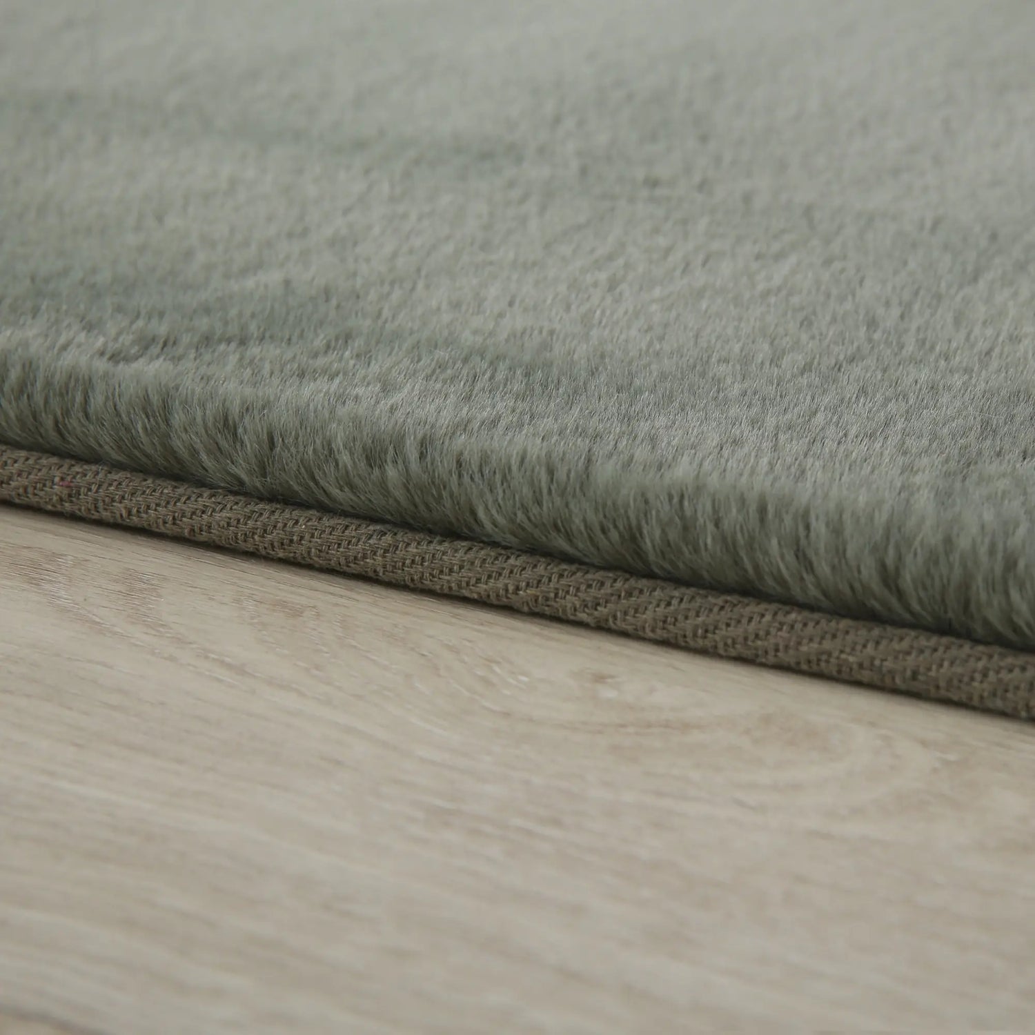 Product edge detail