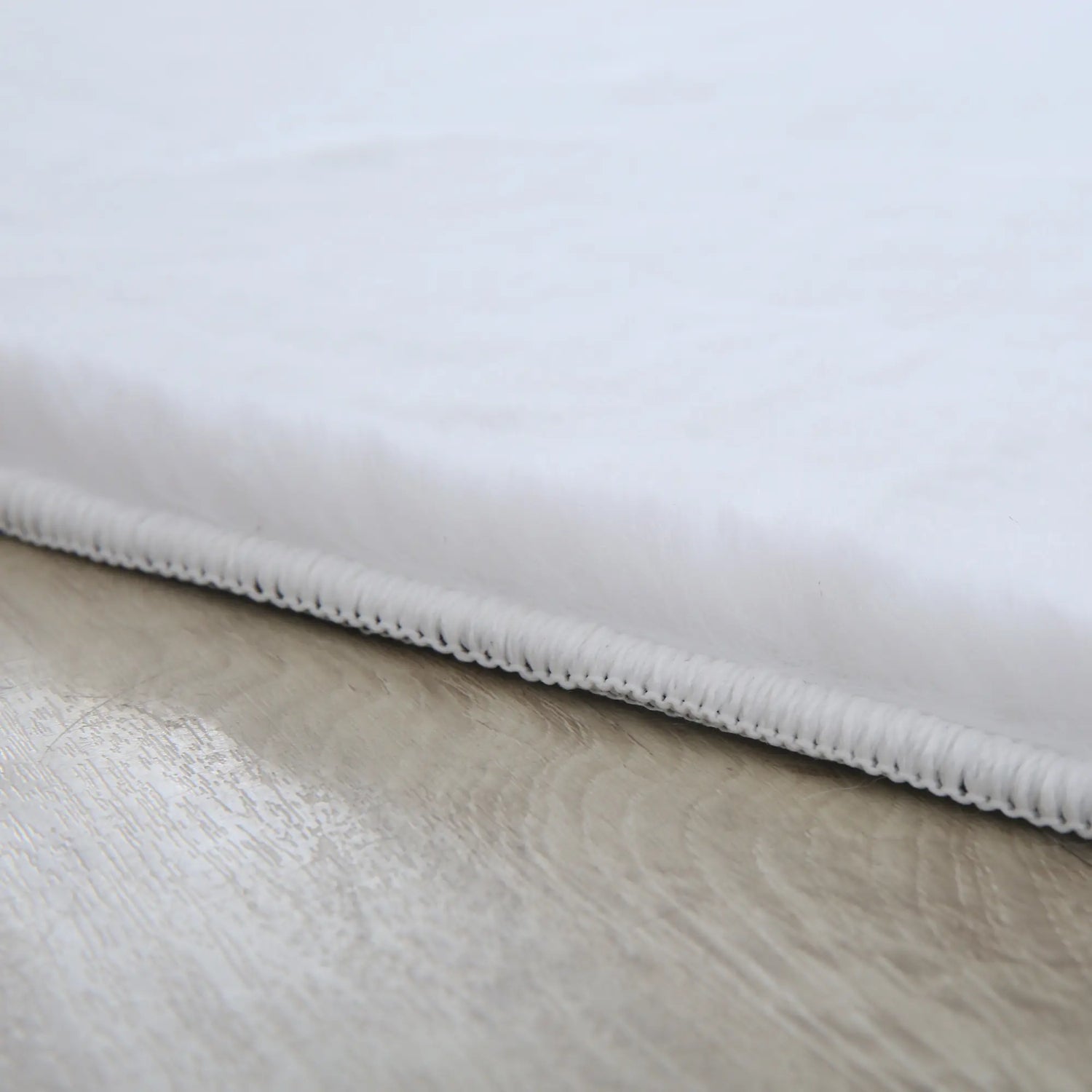 Product edge detail