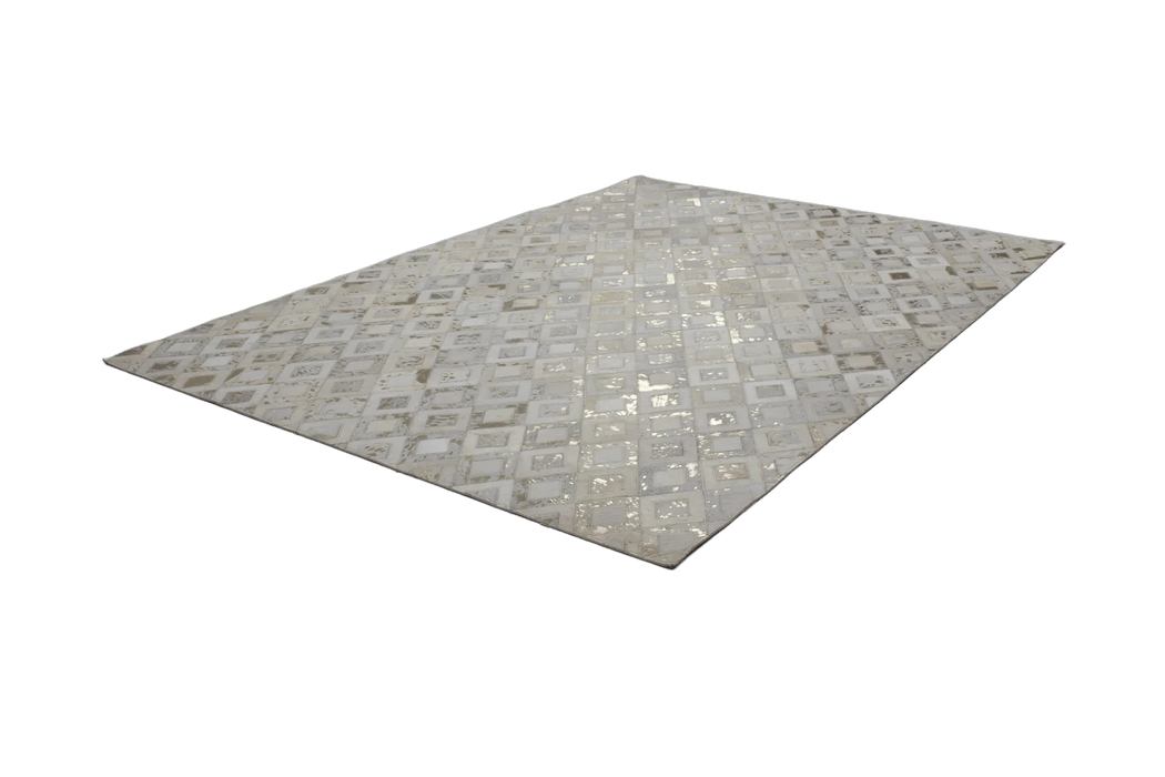 {{ product.title }}