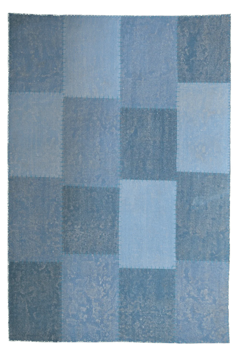 {{ product.title }}