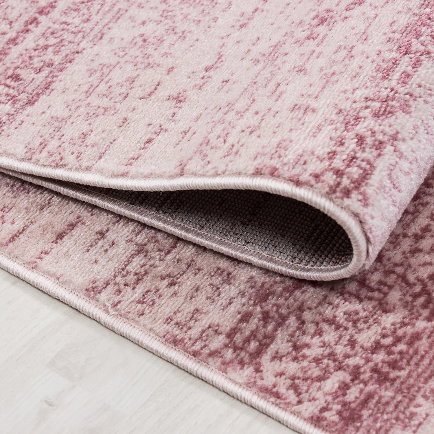Product fold detail