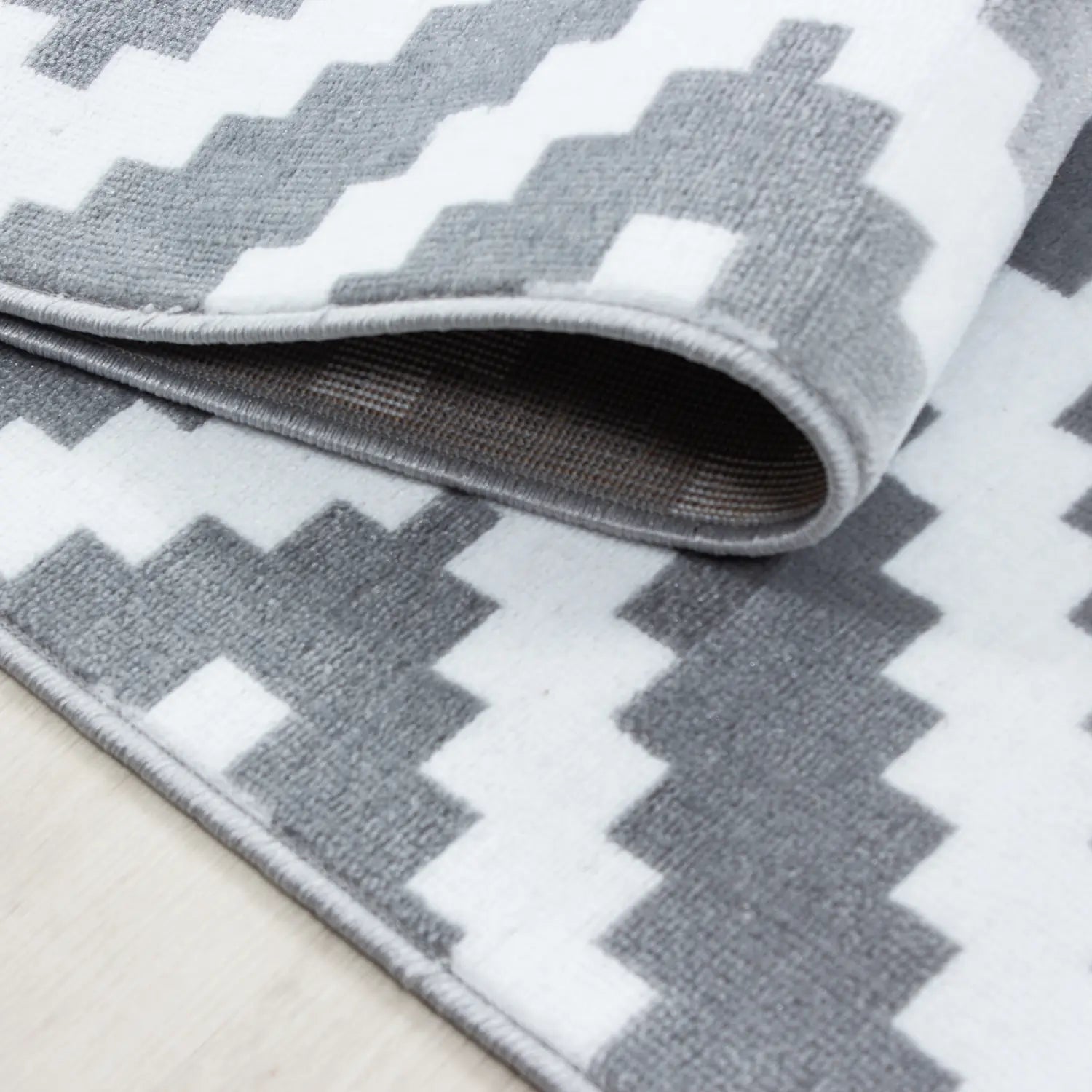 Product fold detail