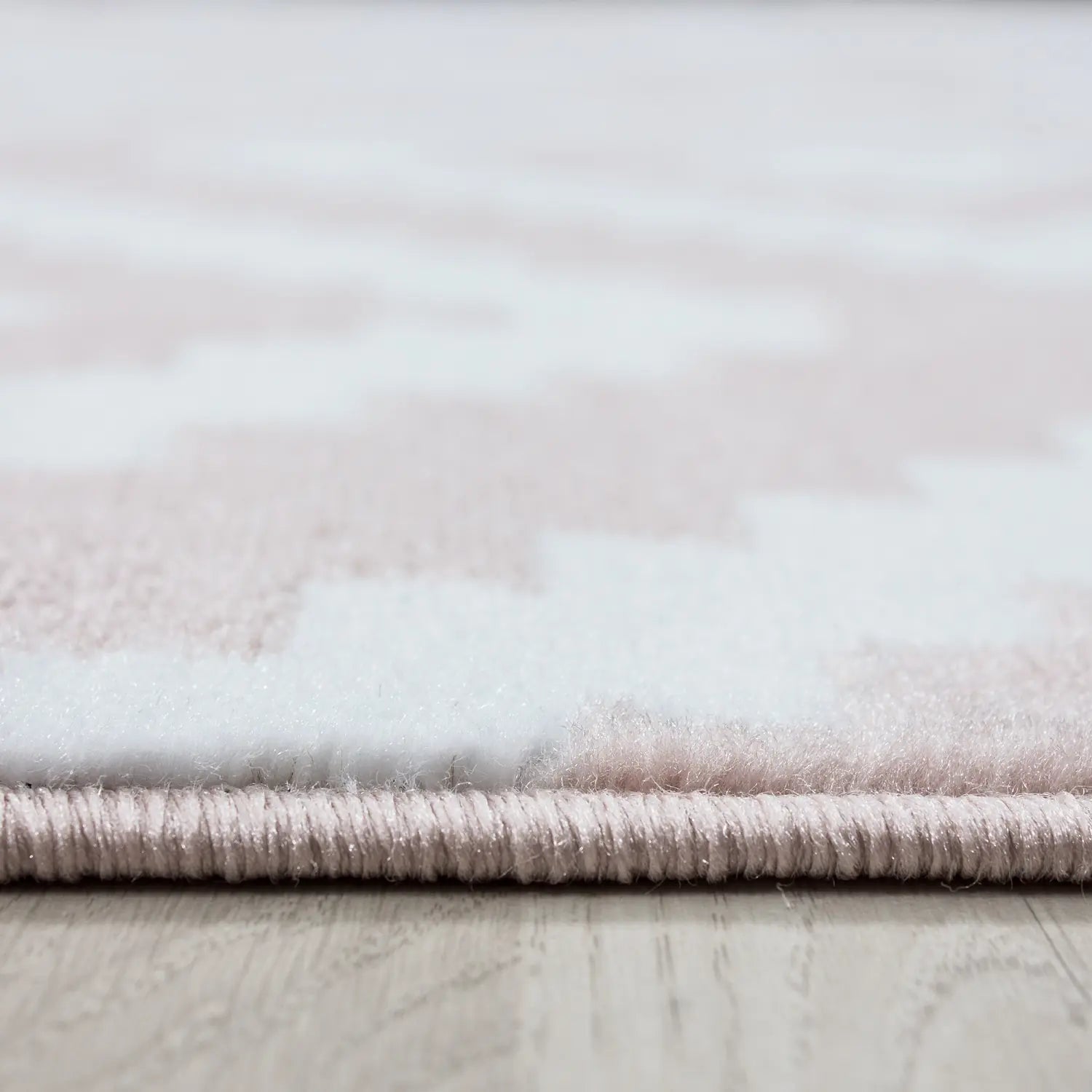 Product edge detail