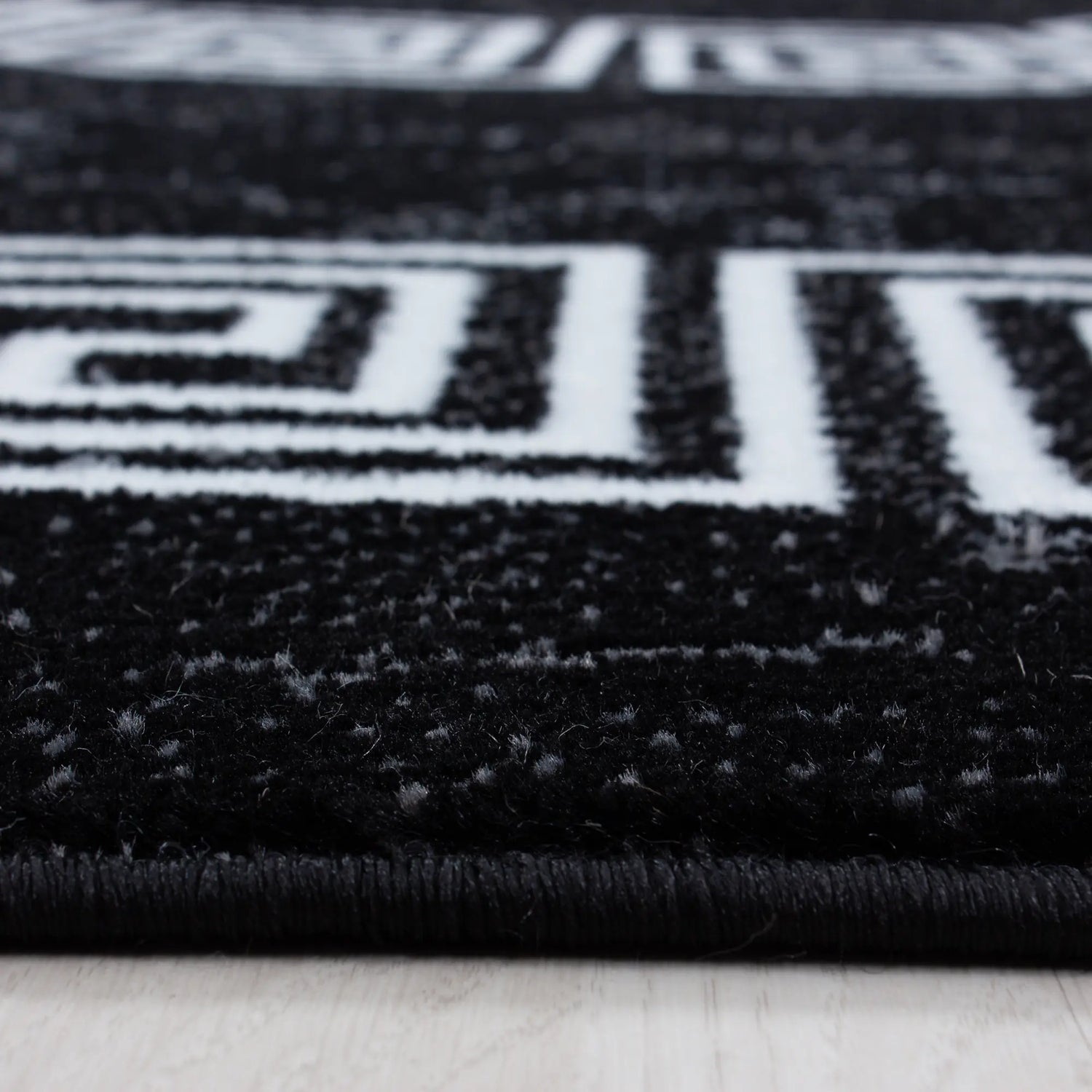 Product edge detail