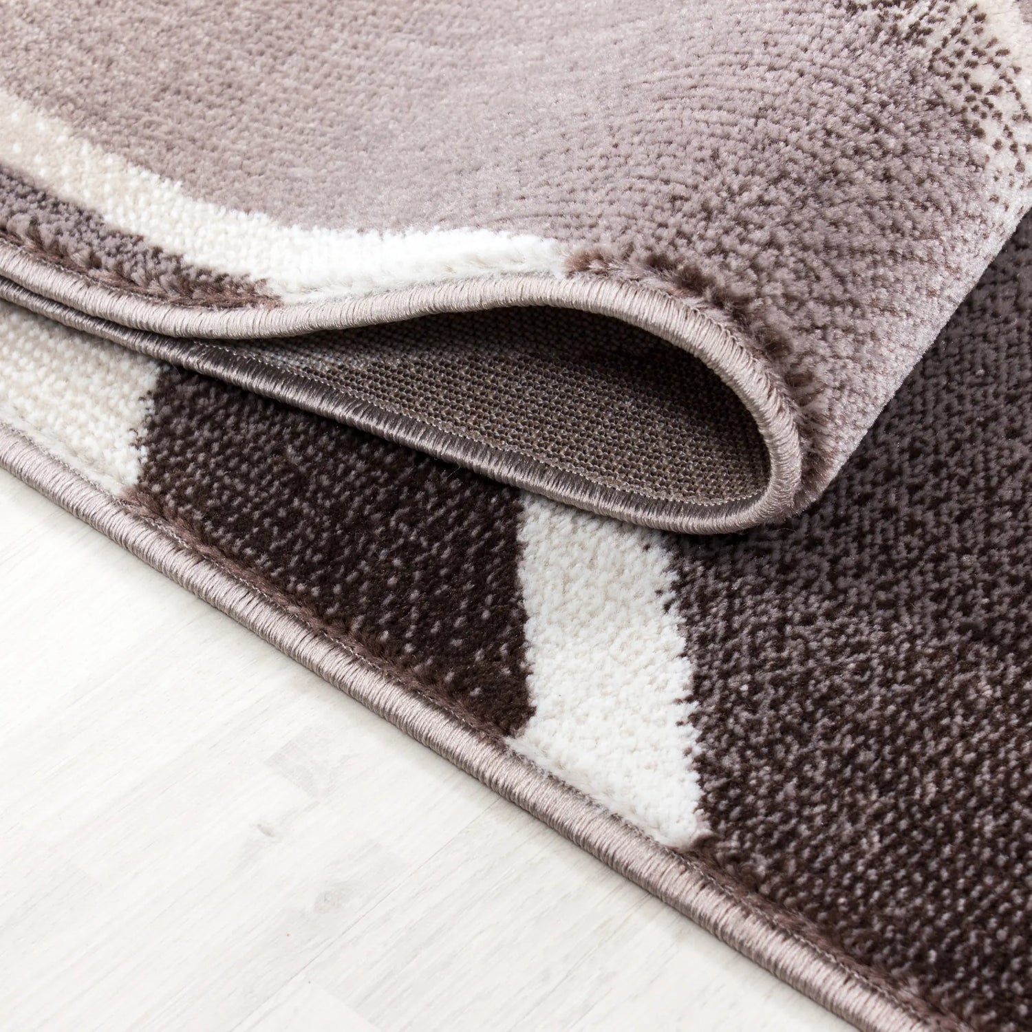 Product fold detail