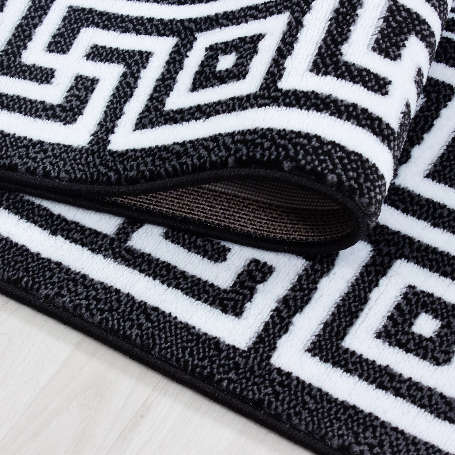 Product fold detail