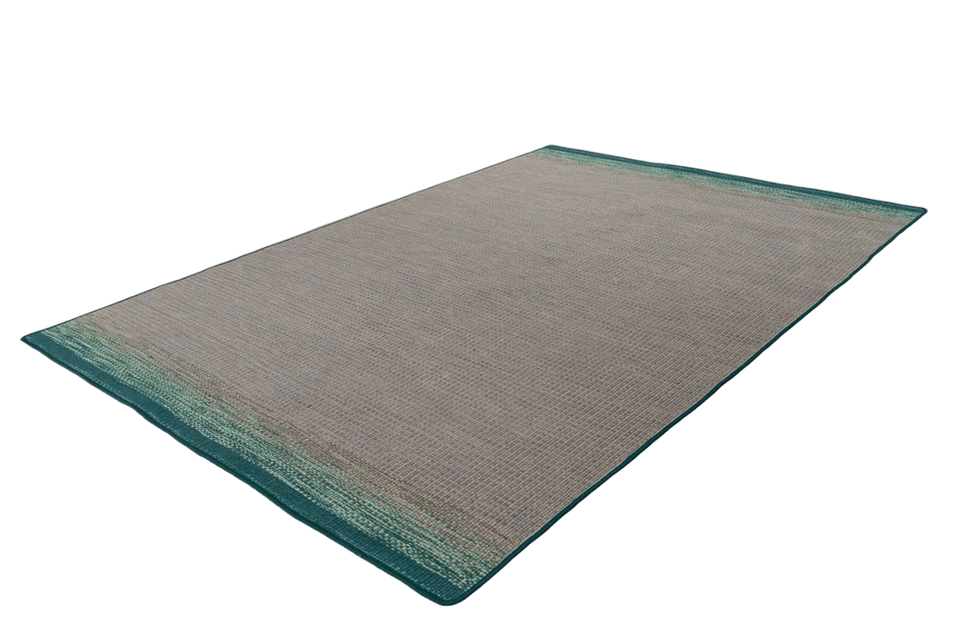 {{ product.title }}