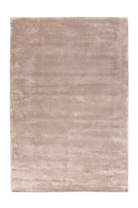 {{ product.title }}
