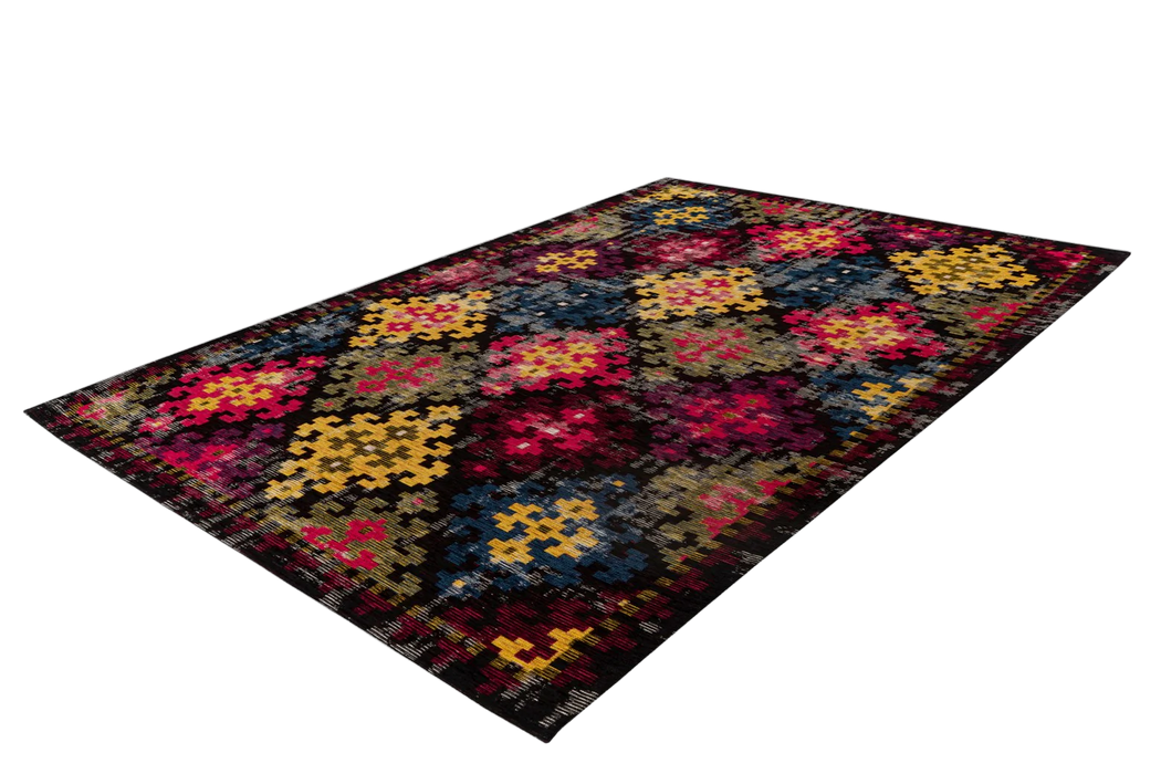 {{ product.title }}